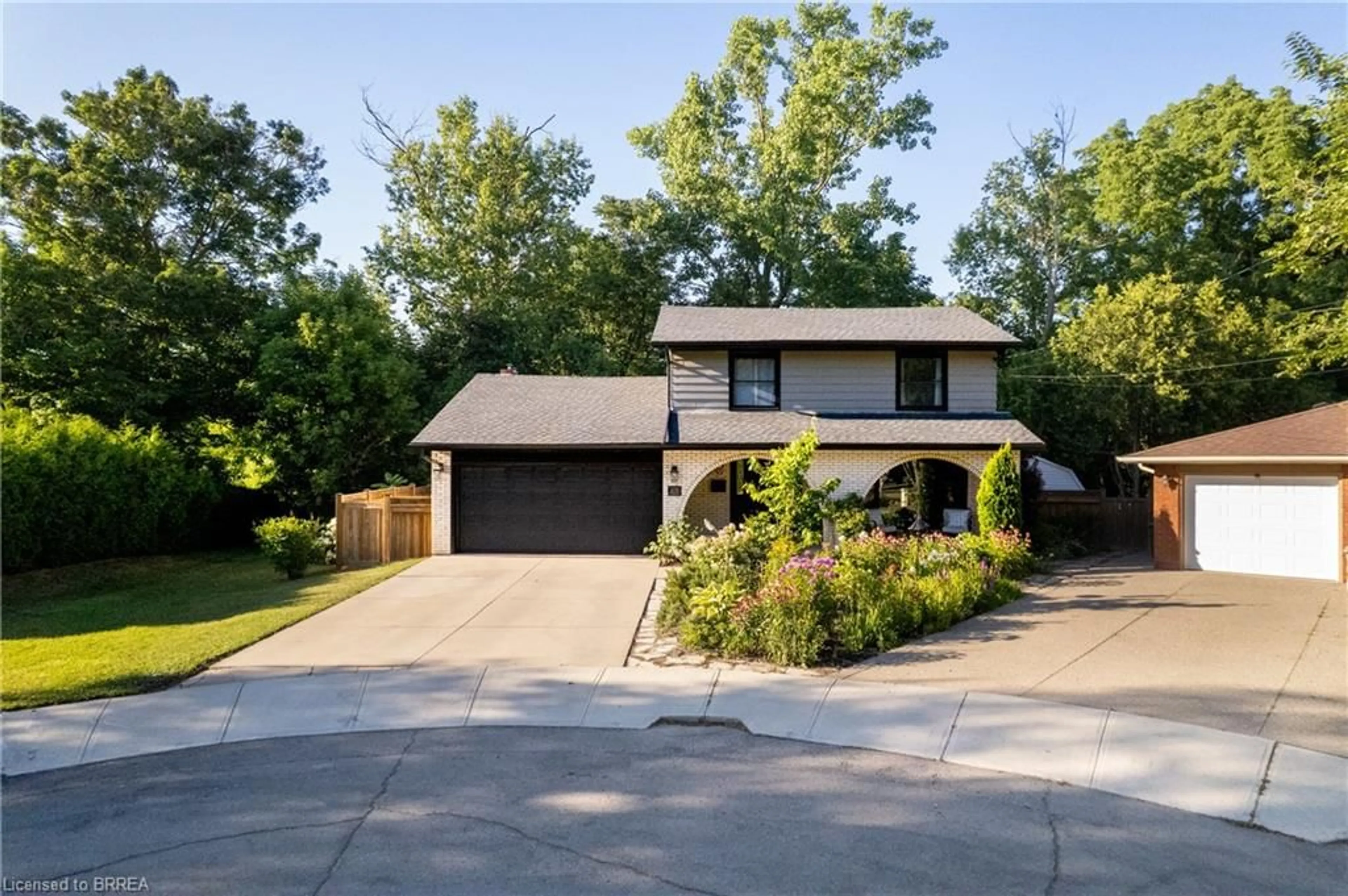 Unknown for 63 Veevers Dr, Hamilton Ontario L8K 5P6