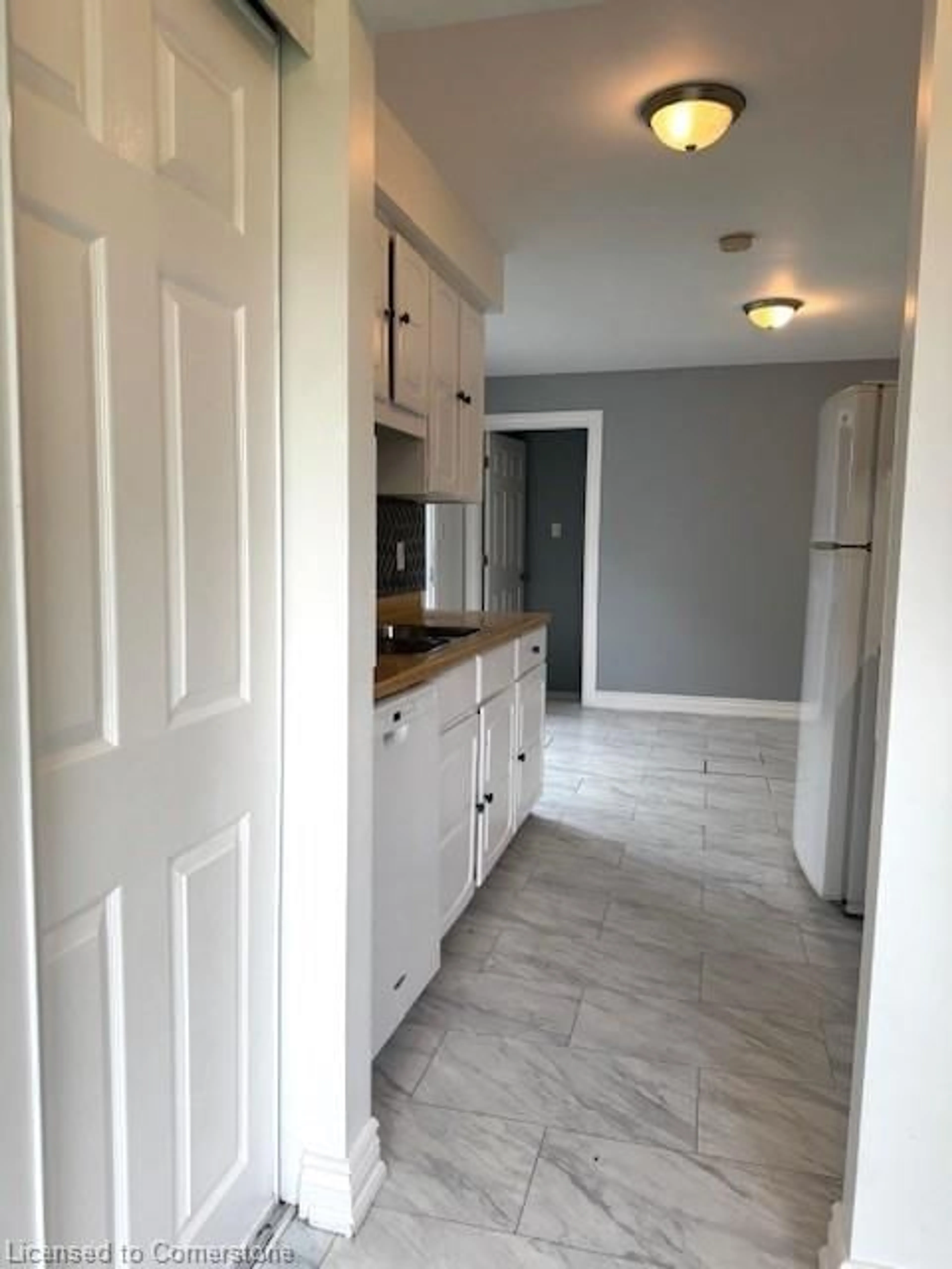 Unknown for 14 Pilkington Cres, Whitby Ontario L1N 6E9