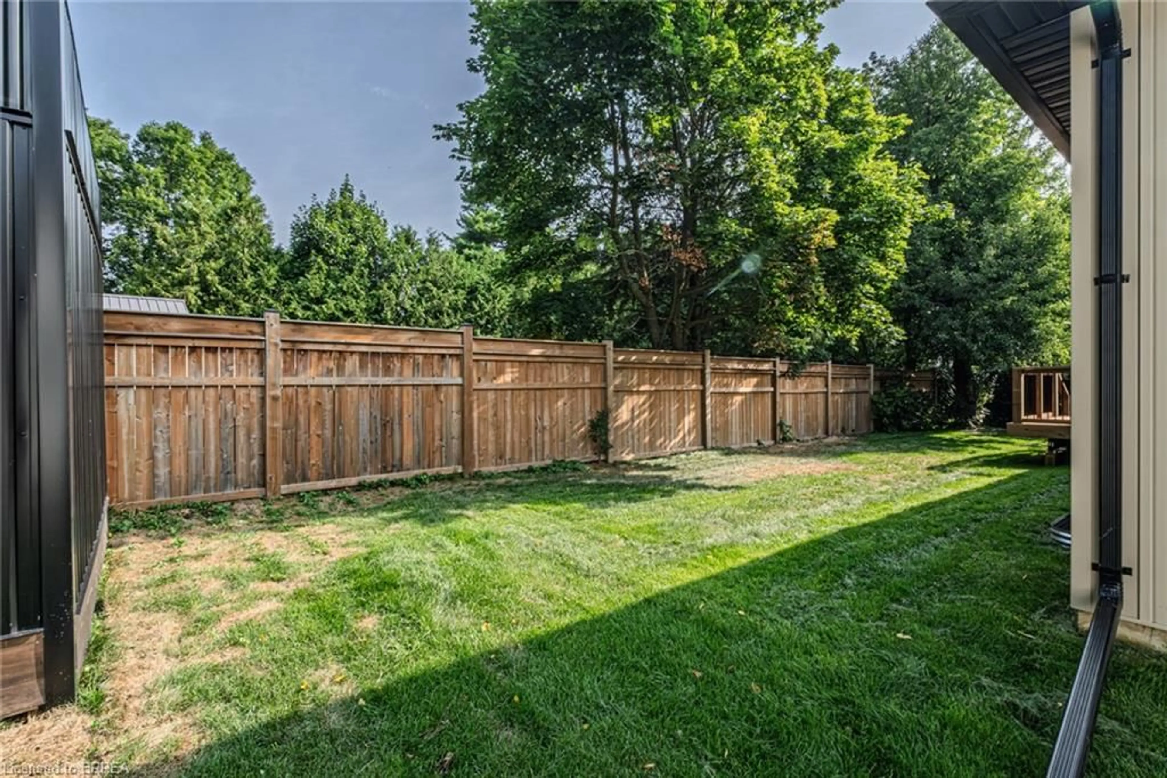 Patio, forest/trees view for 51 Brown St, Waterford Ontario N0E 1Y0