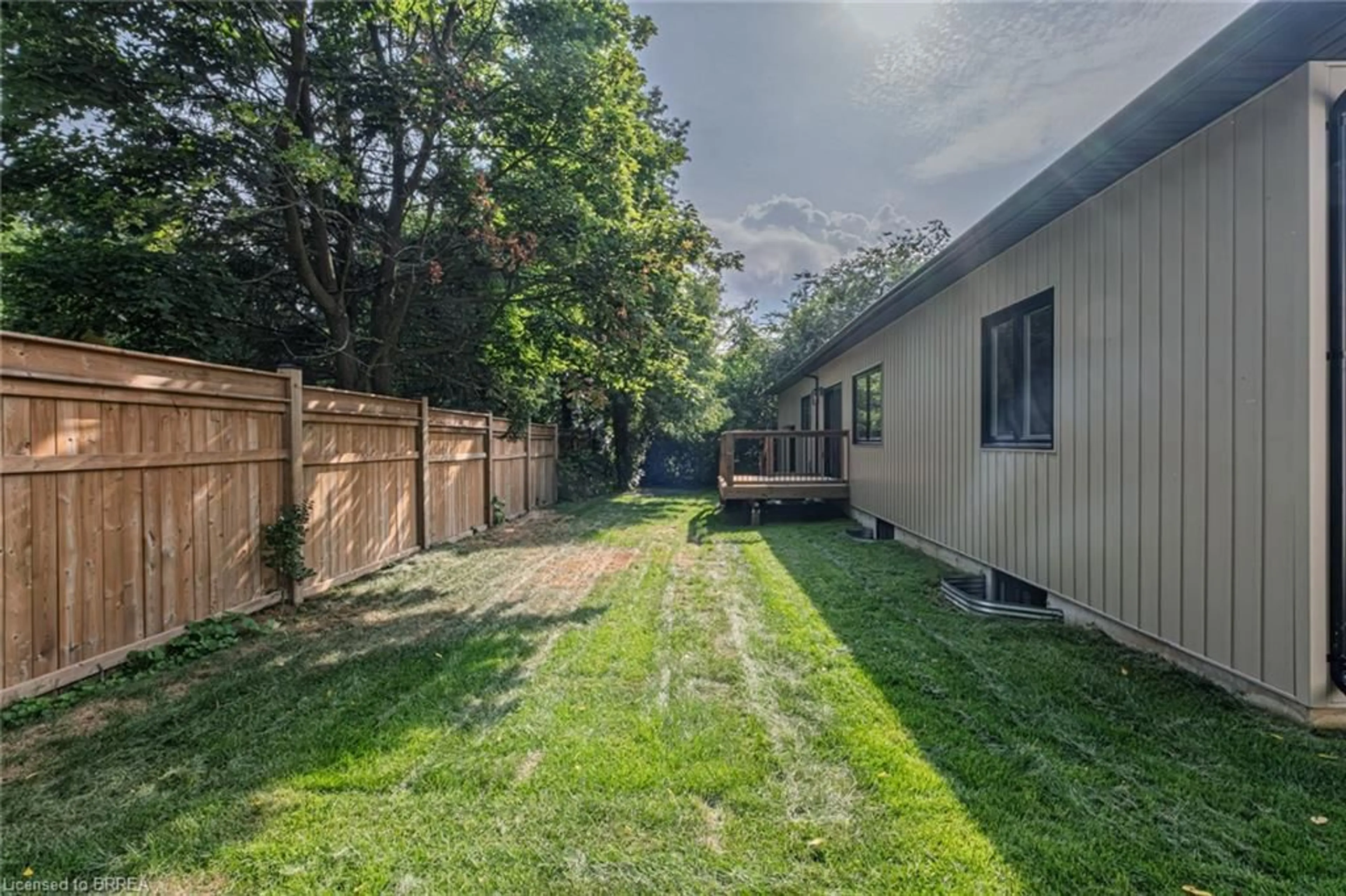 Patio, unknown for 51 Brown St, Waterford Ontario N0E 1Y0
