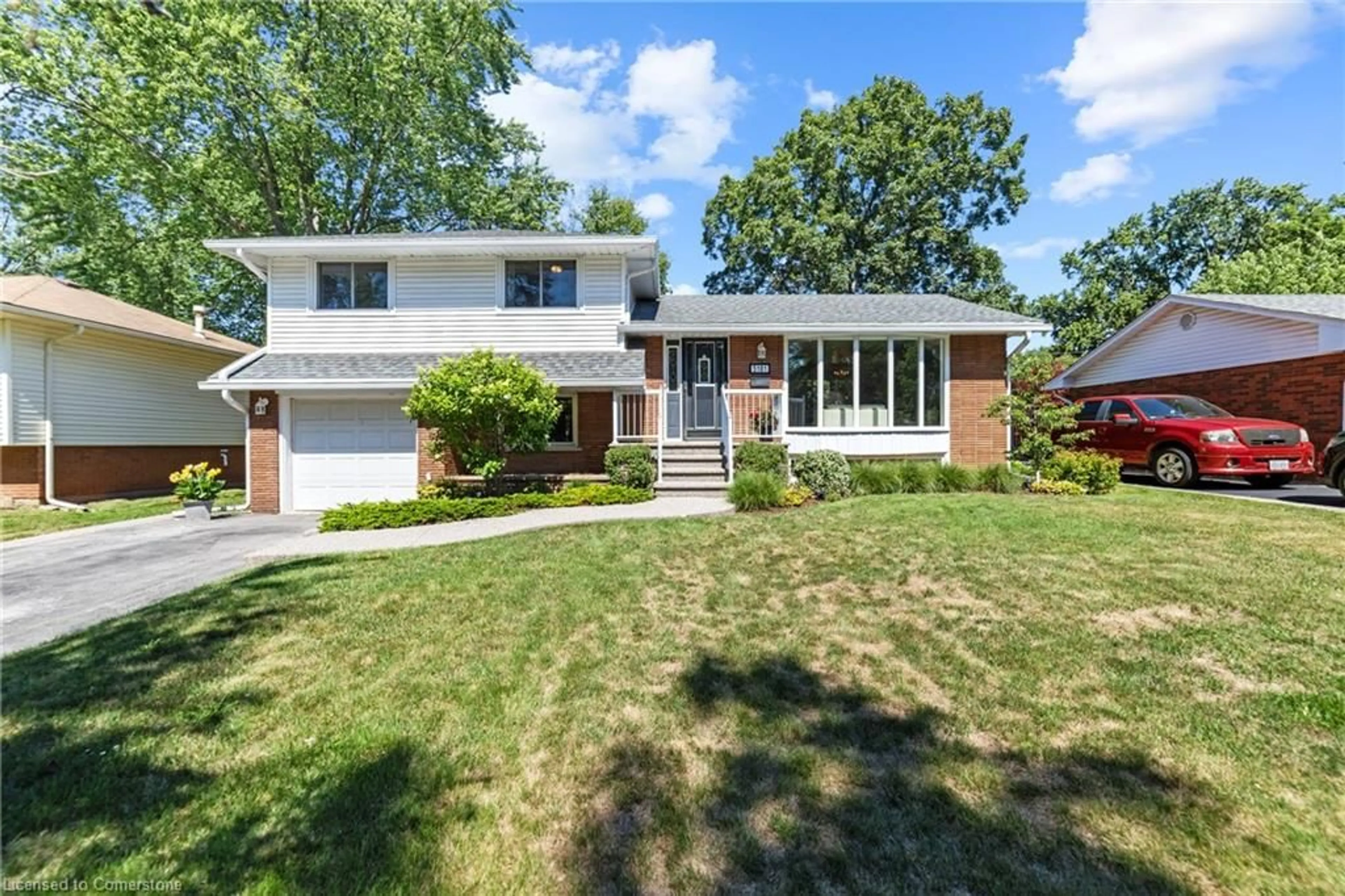 Home with brick exterior material, street for 5181 Reeves Rd, Burlington Ontario L7L 3J8