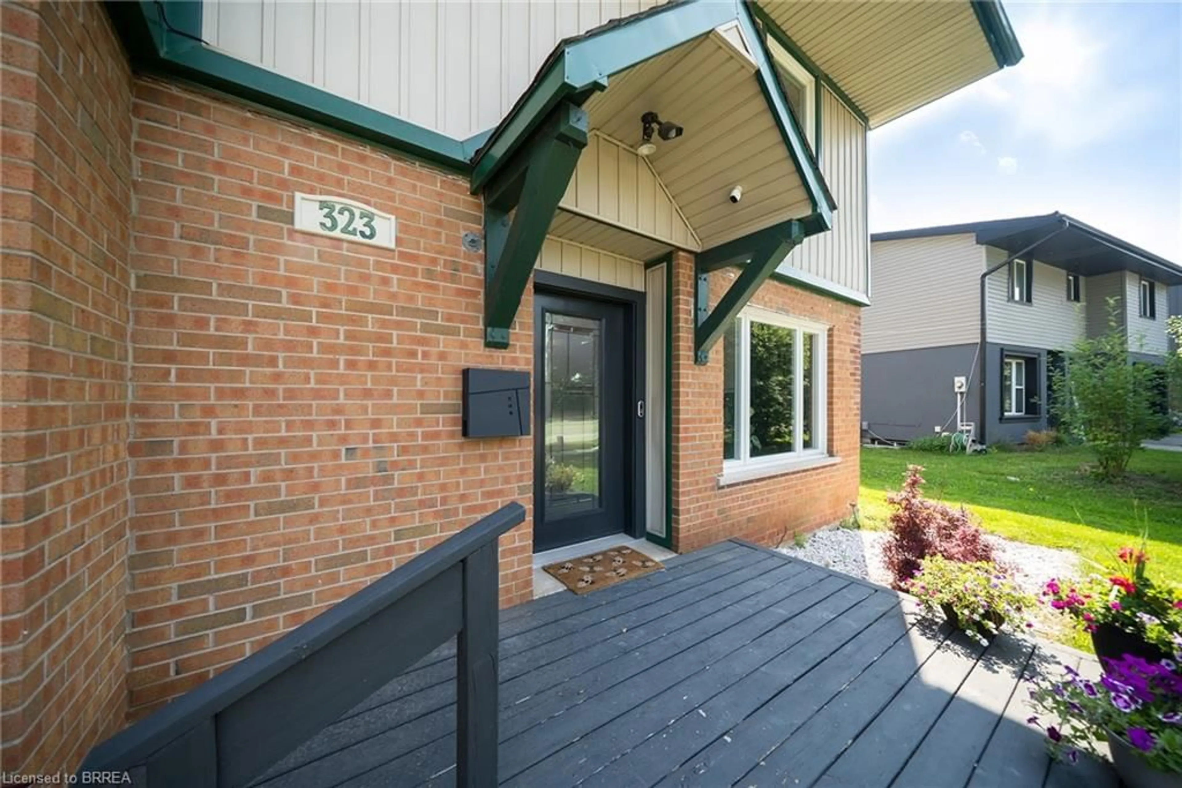 Unknown for 323 Brantwood Park Rd, Brantford Ontario N3P 1G7