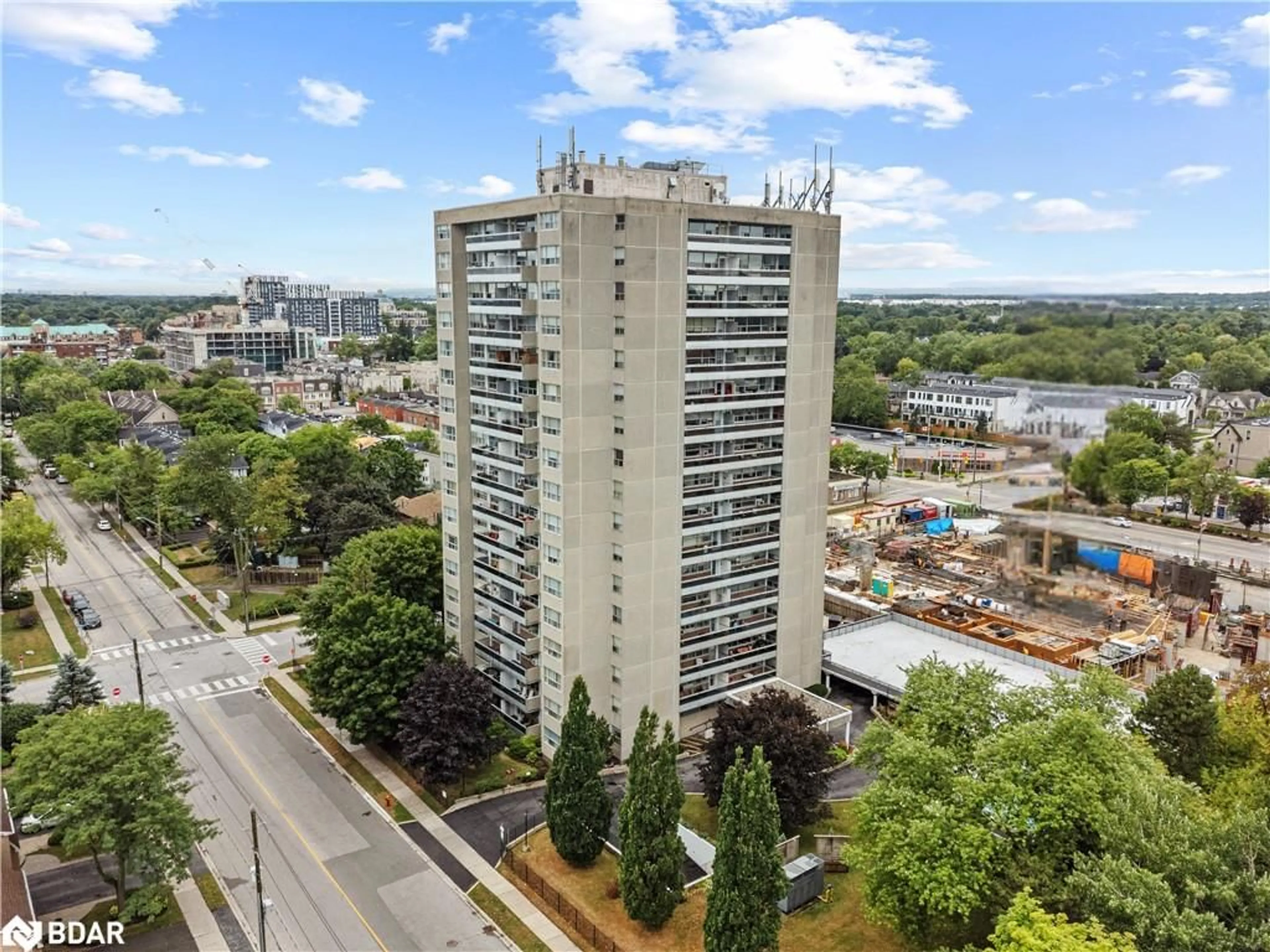 A pic from outside/outdoor area/front of a property/back of a property/a pic from drone, city buildings view from balcony for 2263 Marine Dr #508, Oakville Ontario L6L 5K1