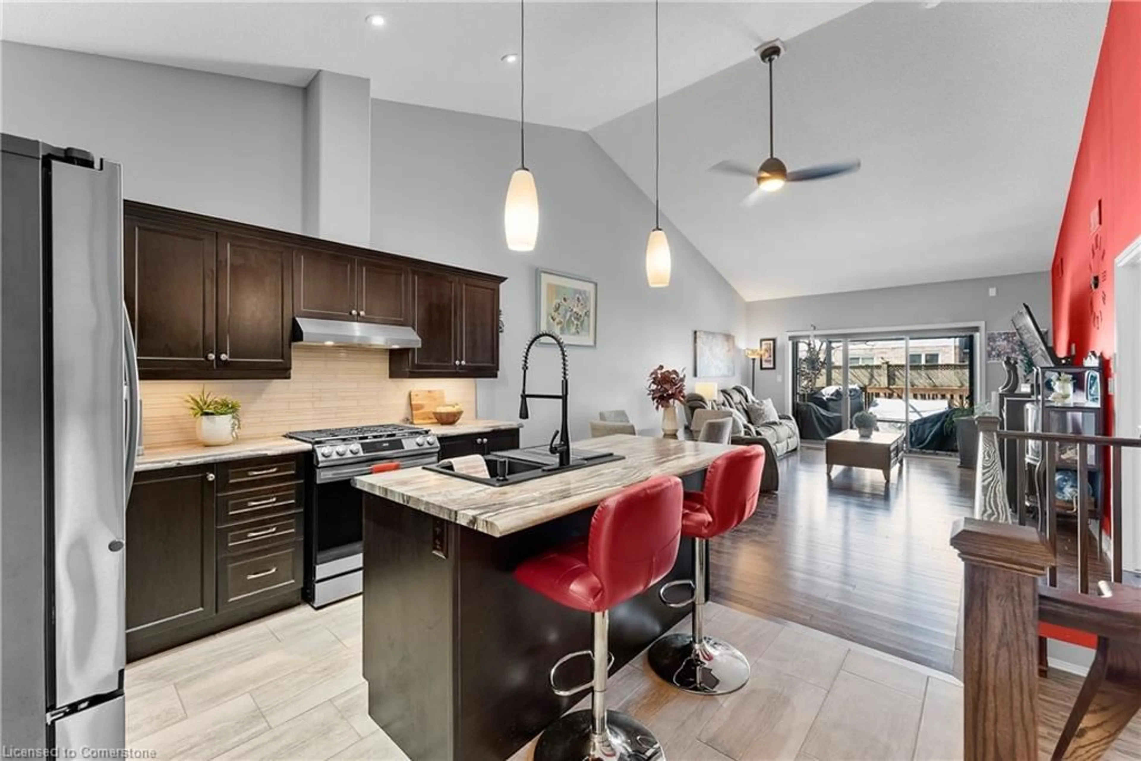 Open concept kitchen, ceramic/tile floor for 9440 Eagle Ridge Dr #12, Niagara Falls Ontario L2H 0G6