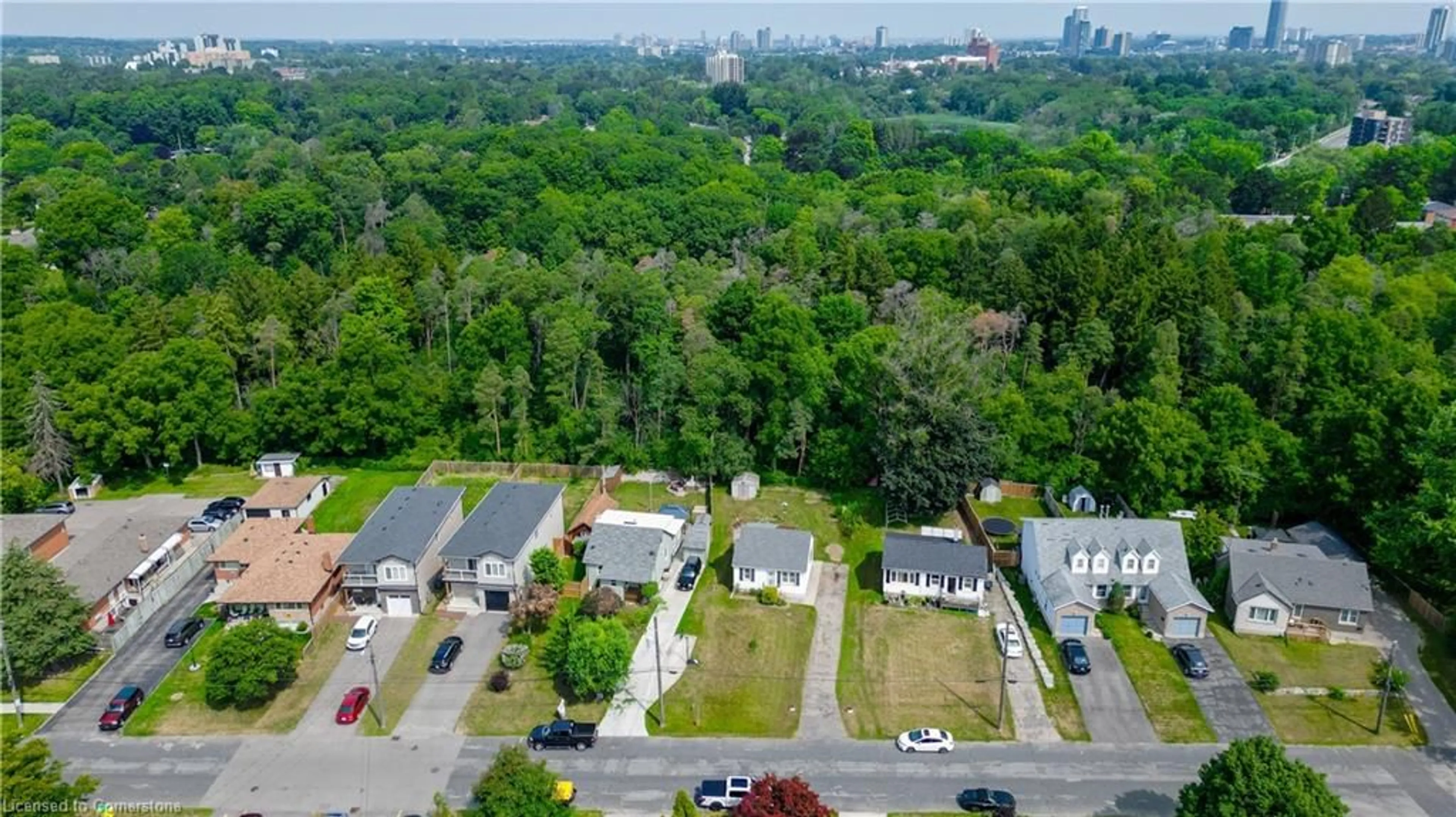 A pic from outside/outdoor area/front of a property/back of a property/a pic from drone, street for 48 Barbara Cres, Kitchener Ontario N2M 4N2