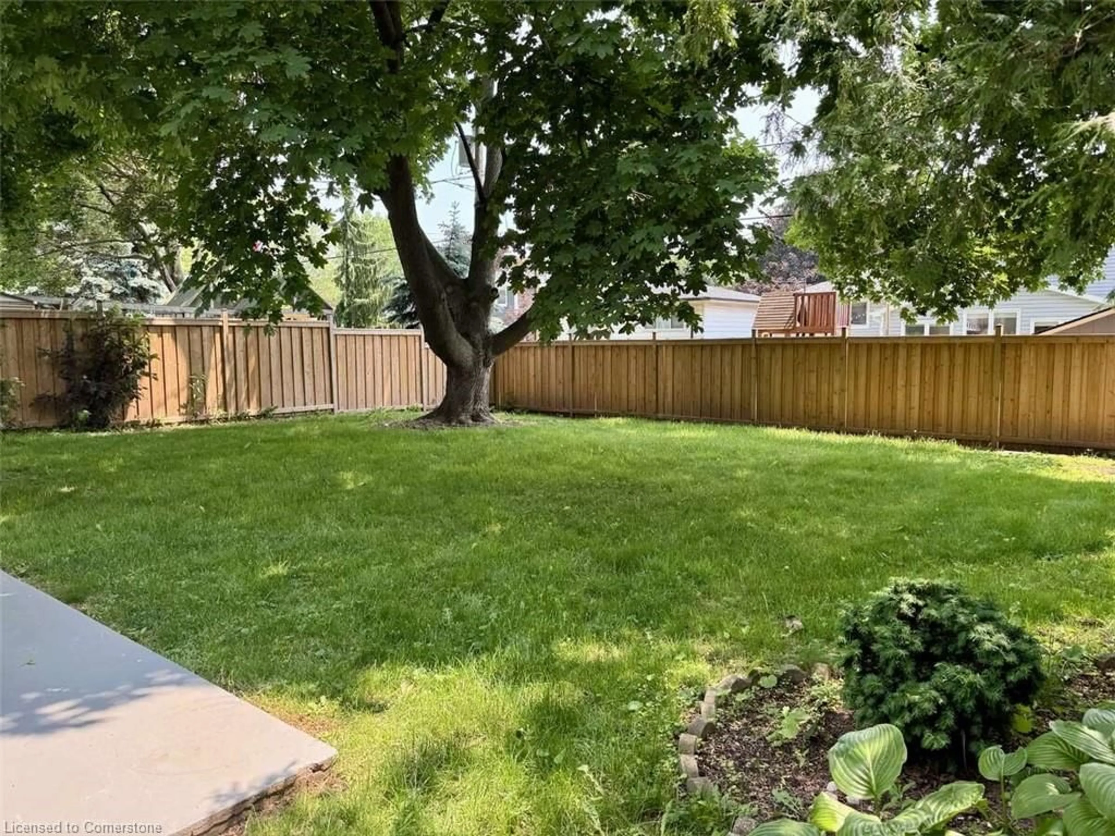Unknown for 635 Bridle WOOD, Burlington Ontario L7L 4E2