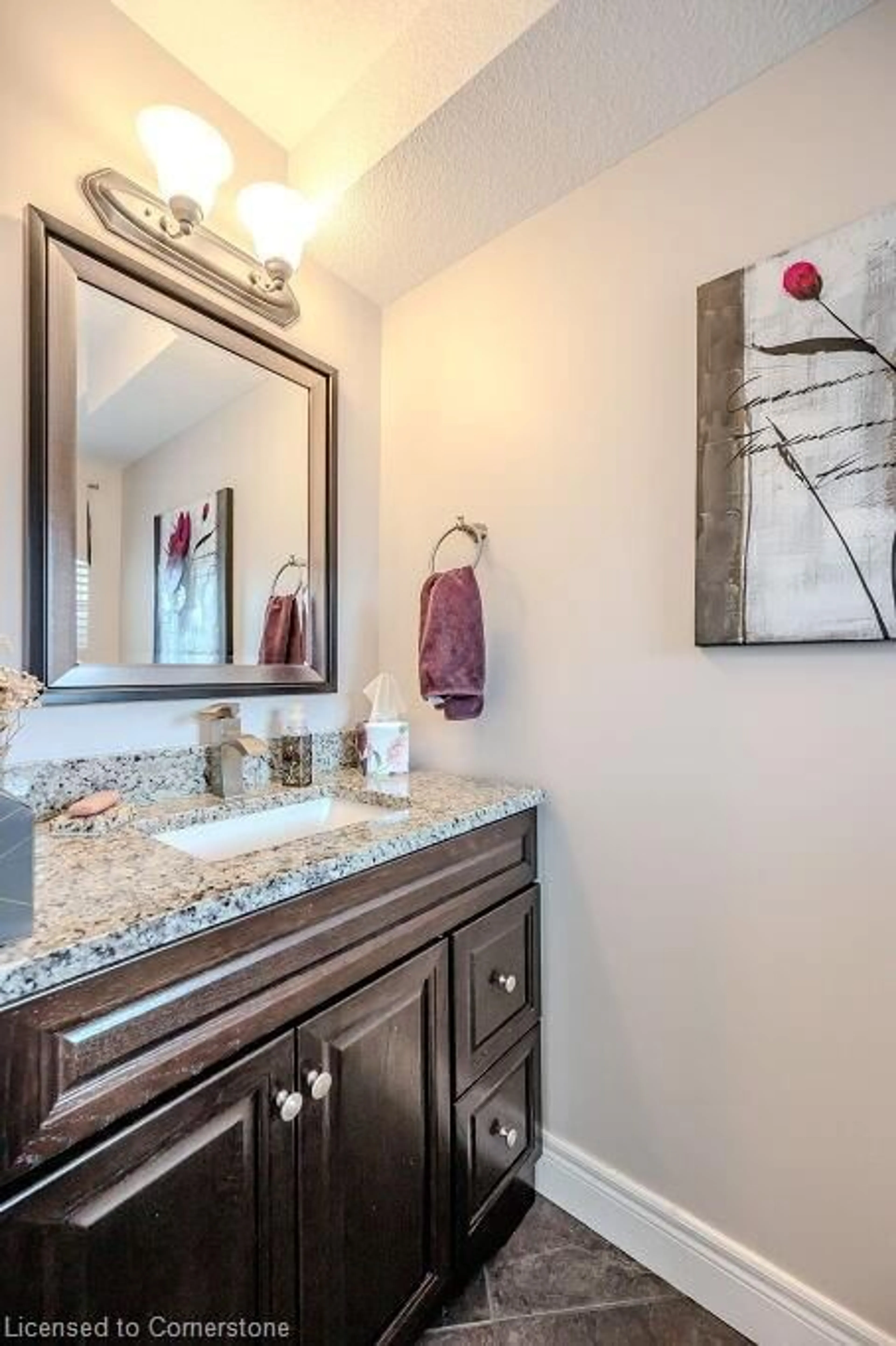 Contemporary bathroom, ceramic/tile floor for 512 Northbrook Pl, Kitchener Ontario N2R 0A3