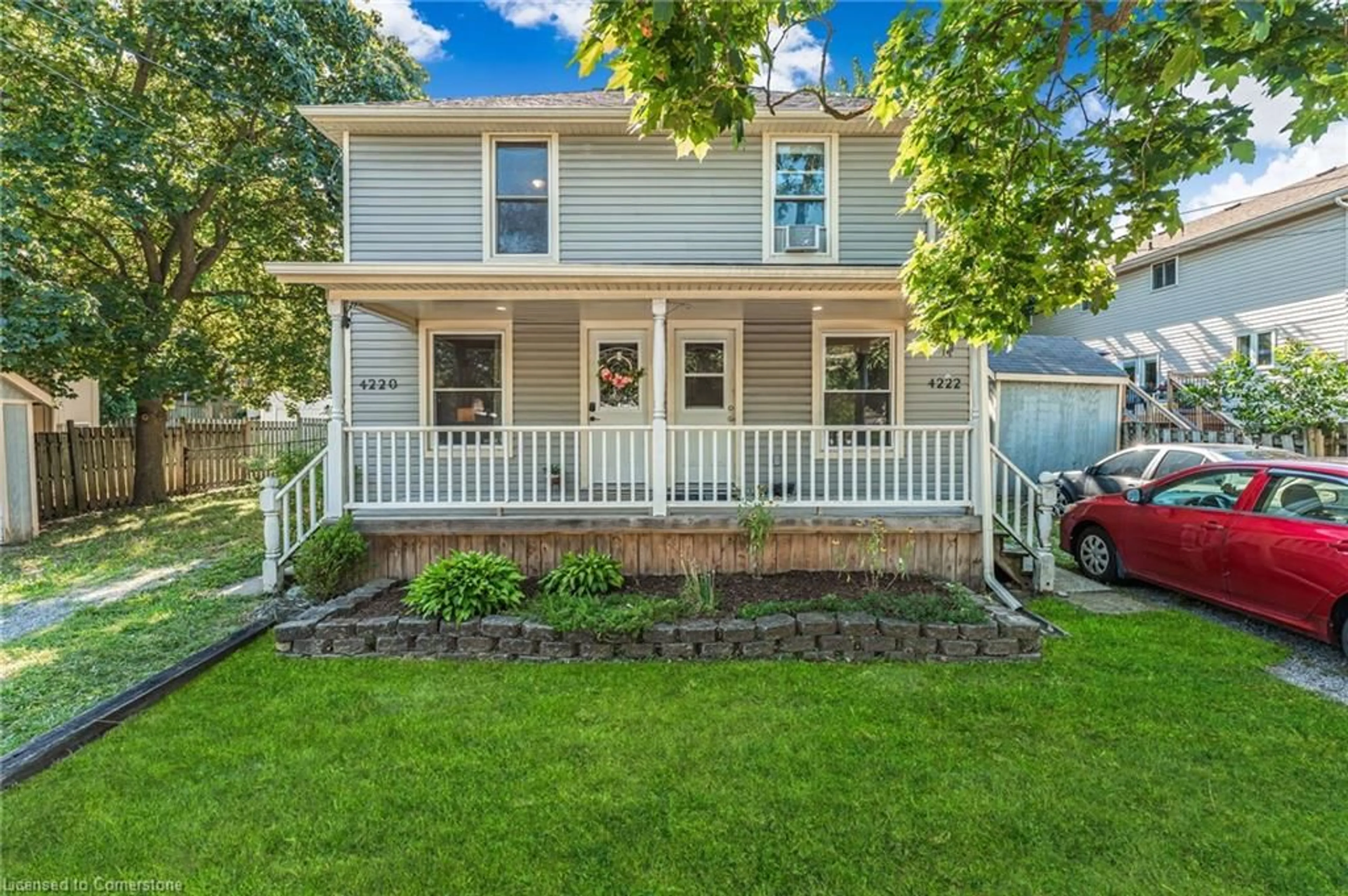 Home with vinyl exterior material, street for 4220-4222 Hixon St, Beamsville Ontario L3J 0L6