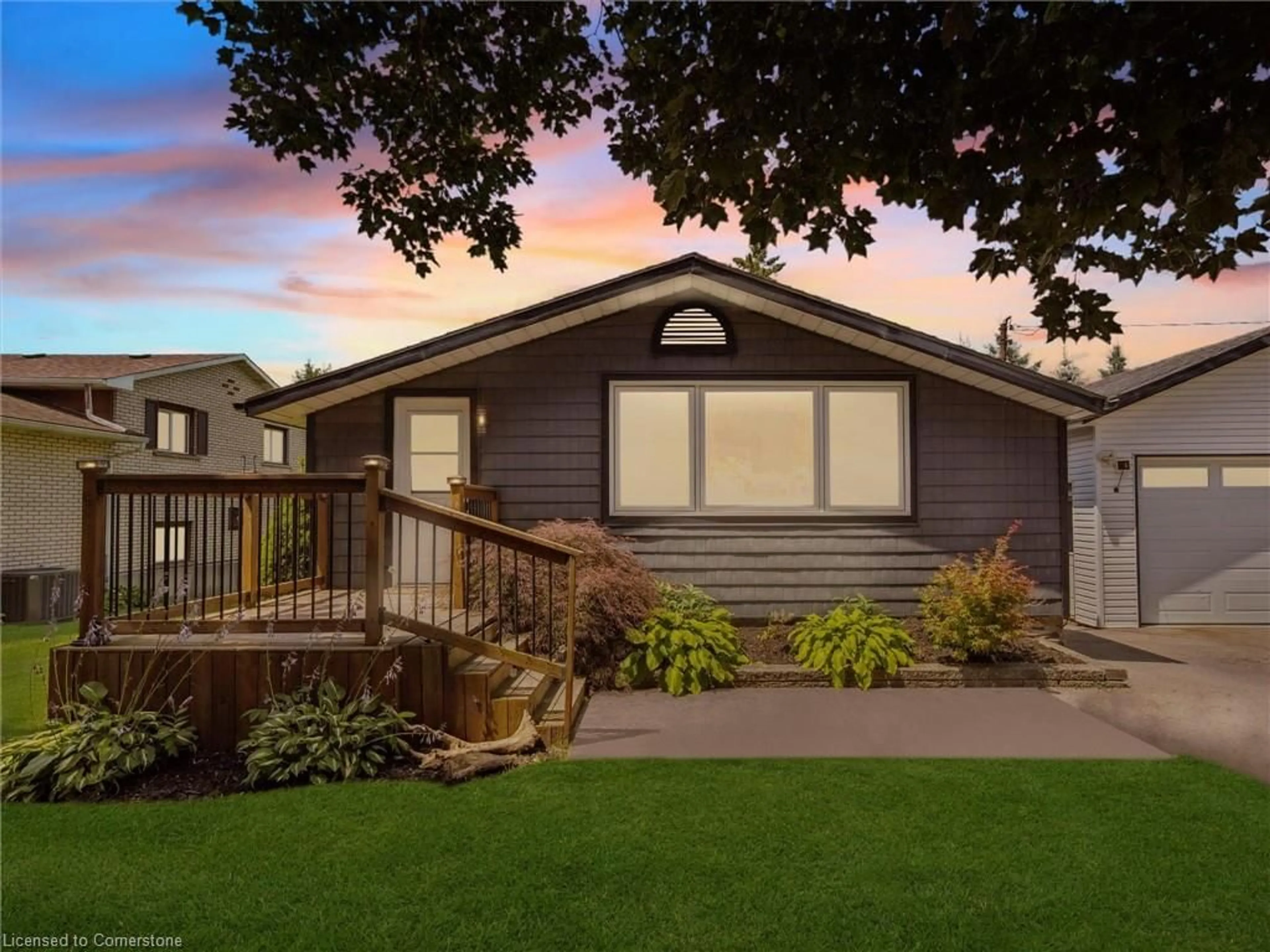 Home with vinyl exterior material, street for 585033 County Rd 9 Rd, Woodstock Ontario N4S 7V6