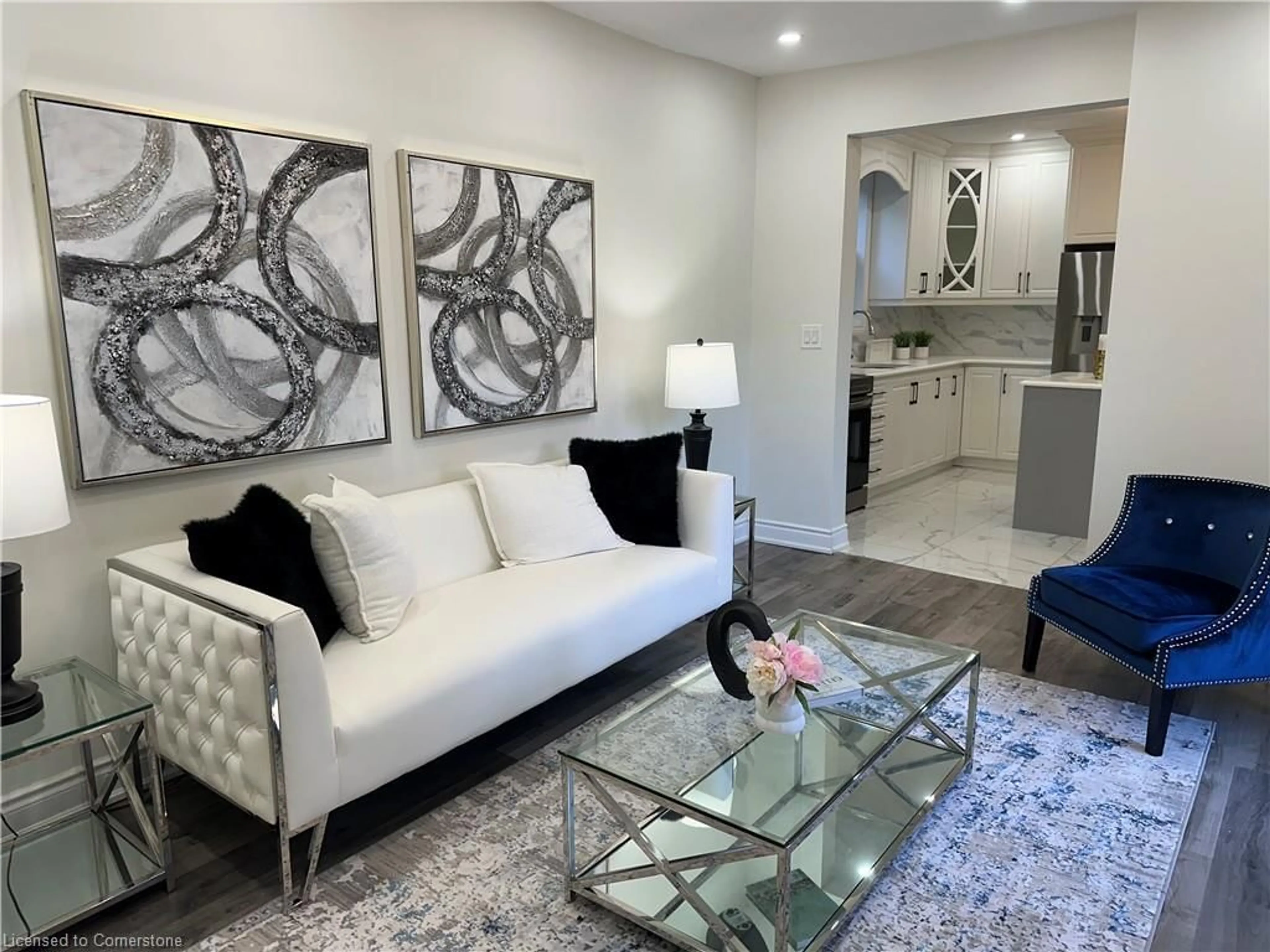 Living room with furniture, unknown for 315 Simcoe St, Woodstock Ontario N4S 1J2