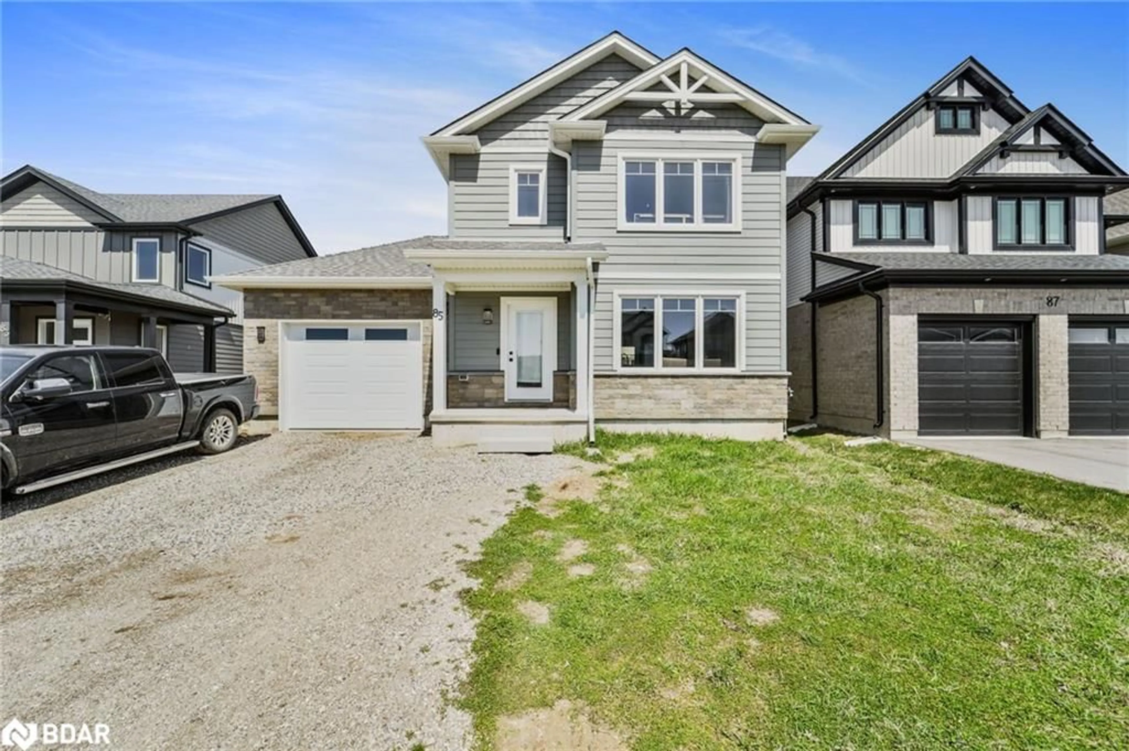 Home with vinyl exterior material, street for 85 Acorn Trail, St. Thomas Ontario N5R 0L8