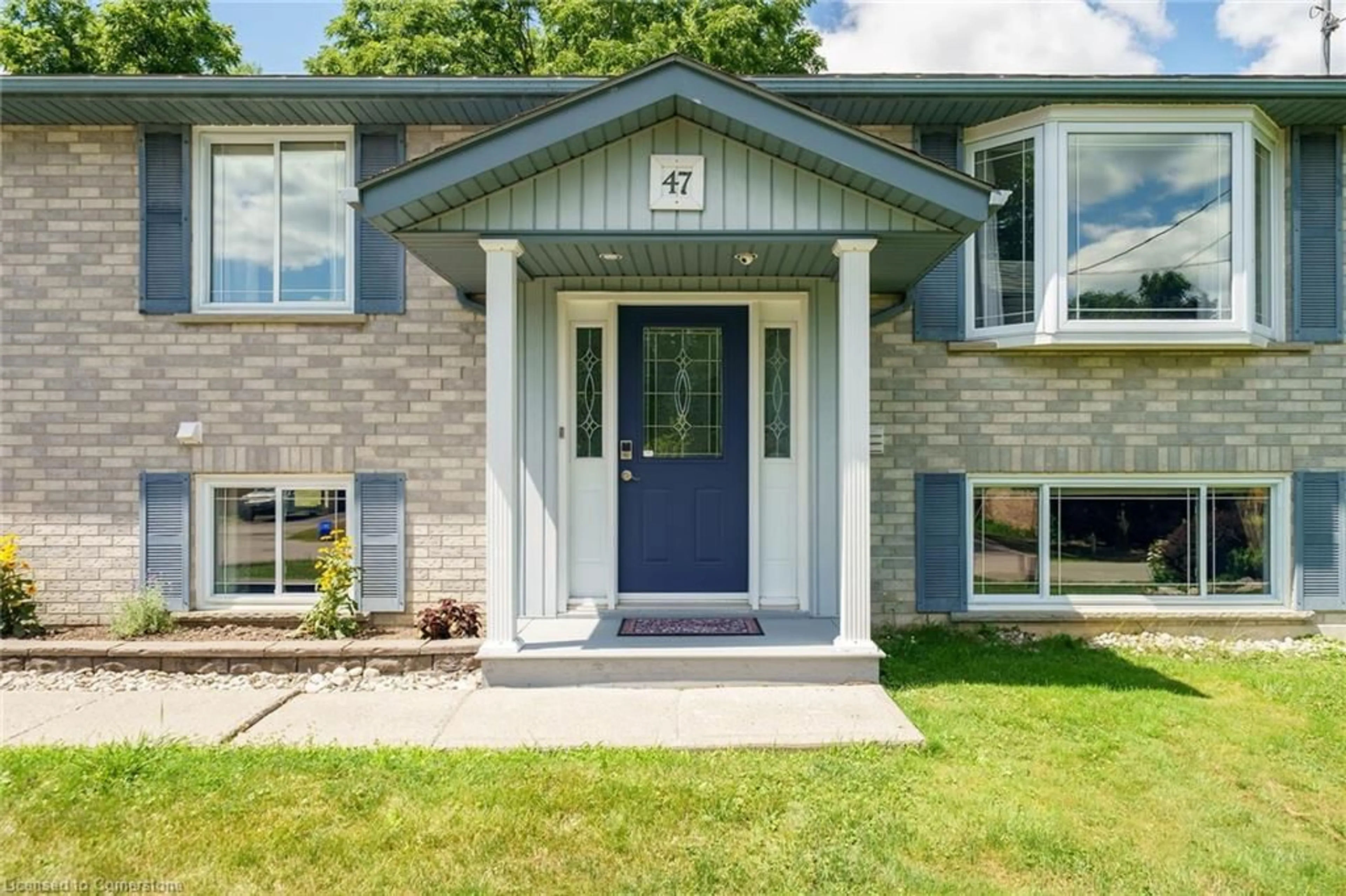 Home with brick exterior material, street for 47 Winnett St, Cayuga Ontario N0A 1E0