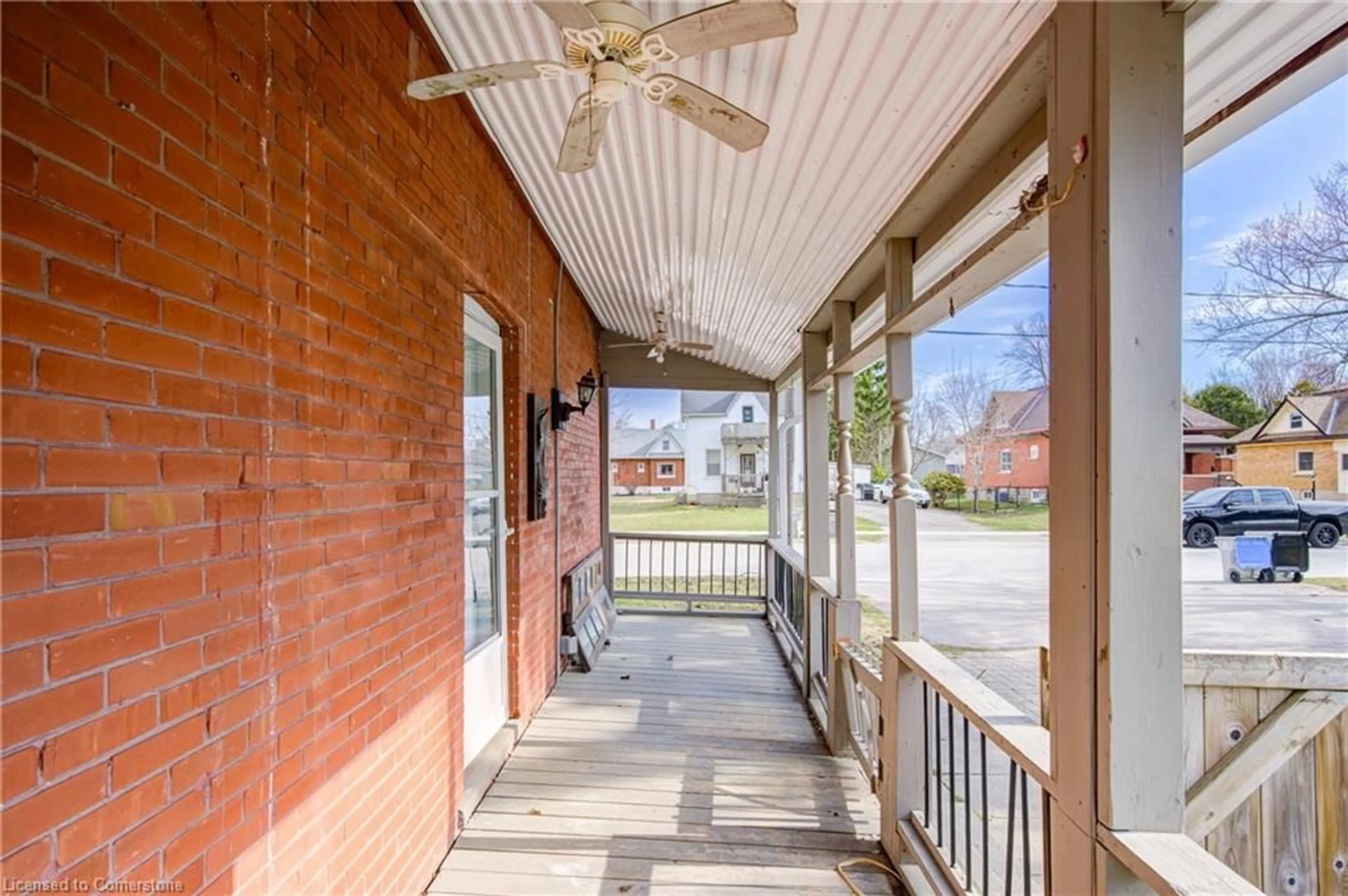 Patio, street for 137 Wellington St, Mitchell Ontario N0K 1N0
