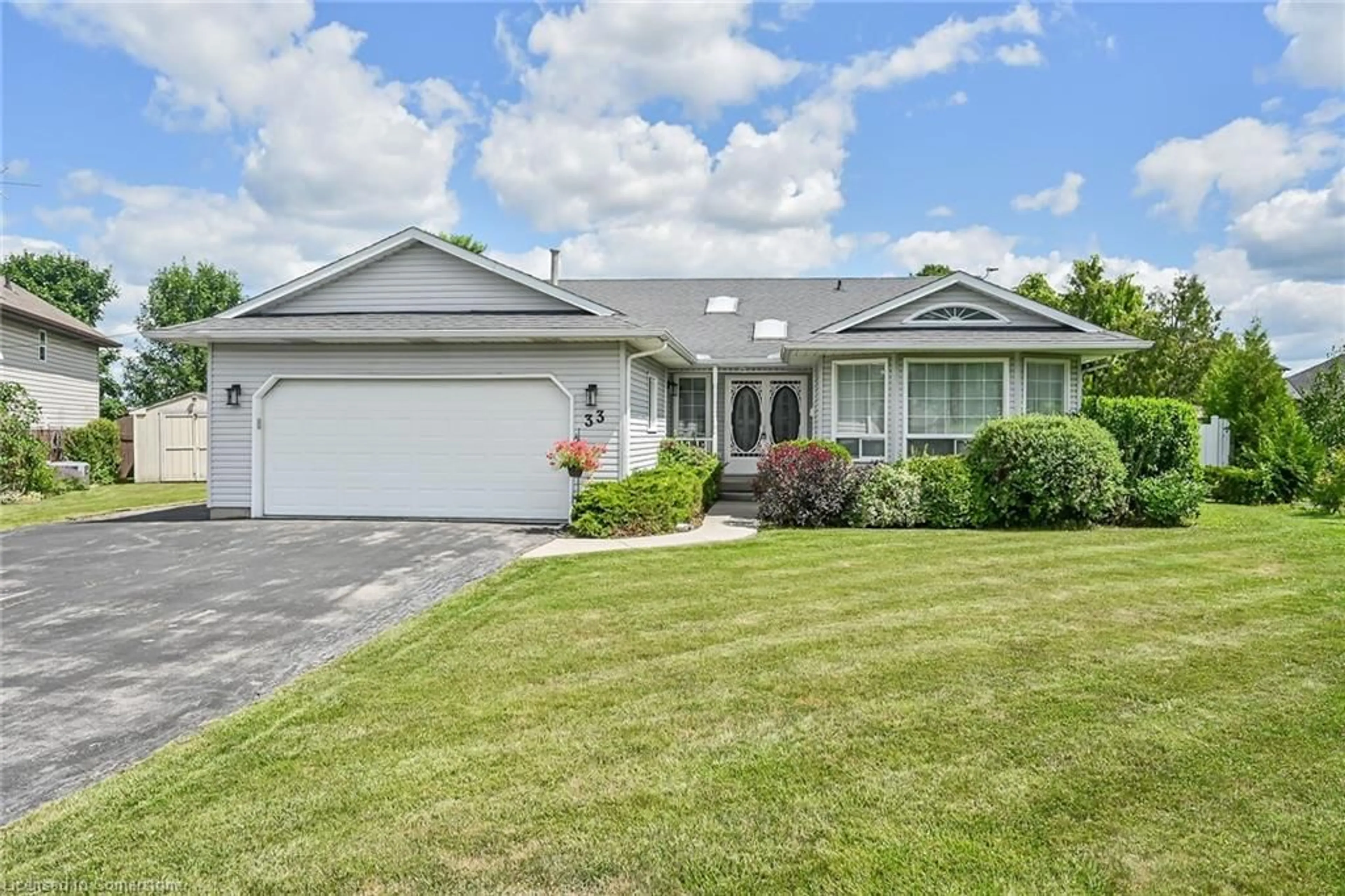Home with vinyl exterior material, street for 33 Marley Cres, Jarvis Ontario N0A 1J0