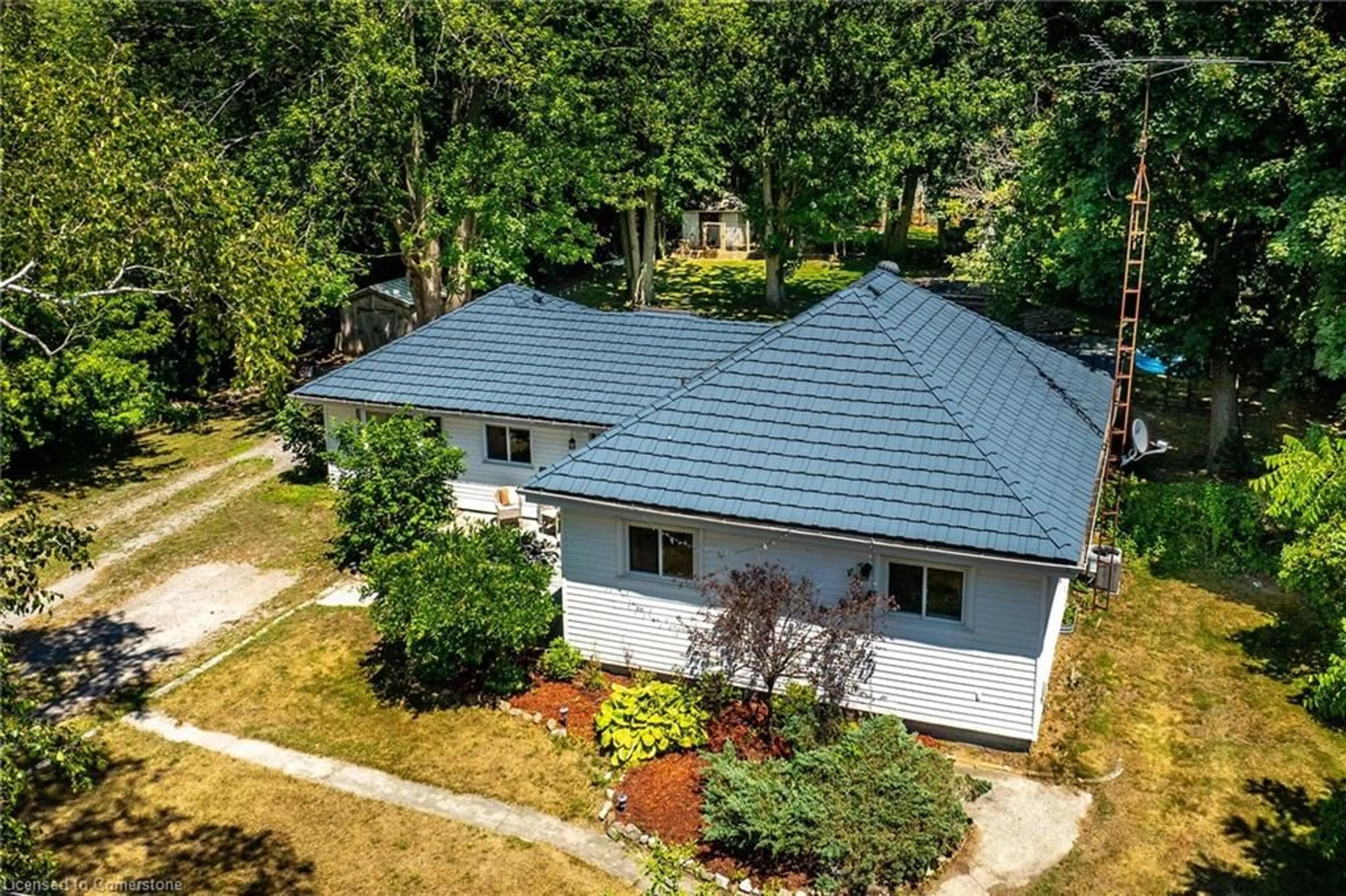 A pic from outside/outdoor area/front of a property/back of a property/a pic from drone, street for 8241 Highway 3, Dunnville Ontario N1A 2W4