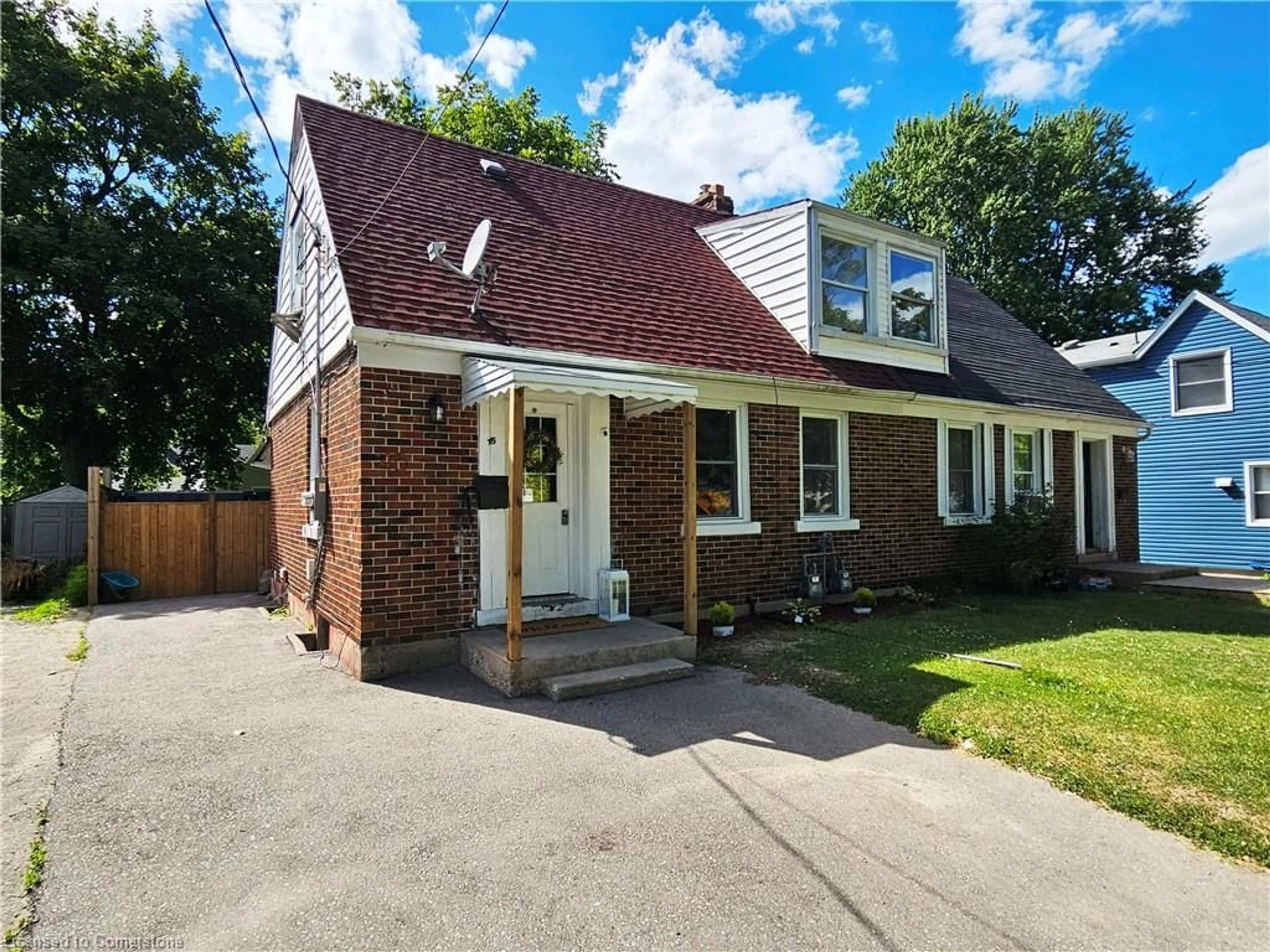 Home with brick exterior material, street for 45 St Clair Ave, Kitchener Ontario N2M 3Z5