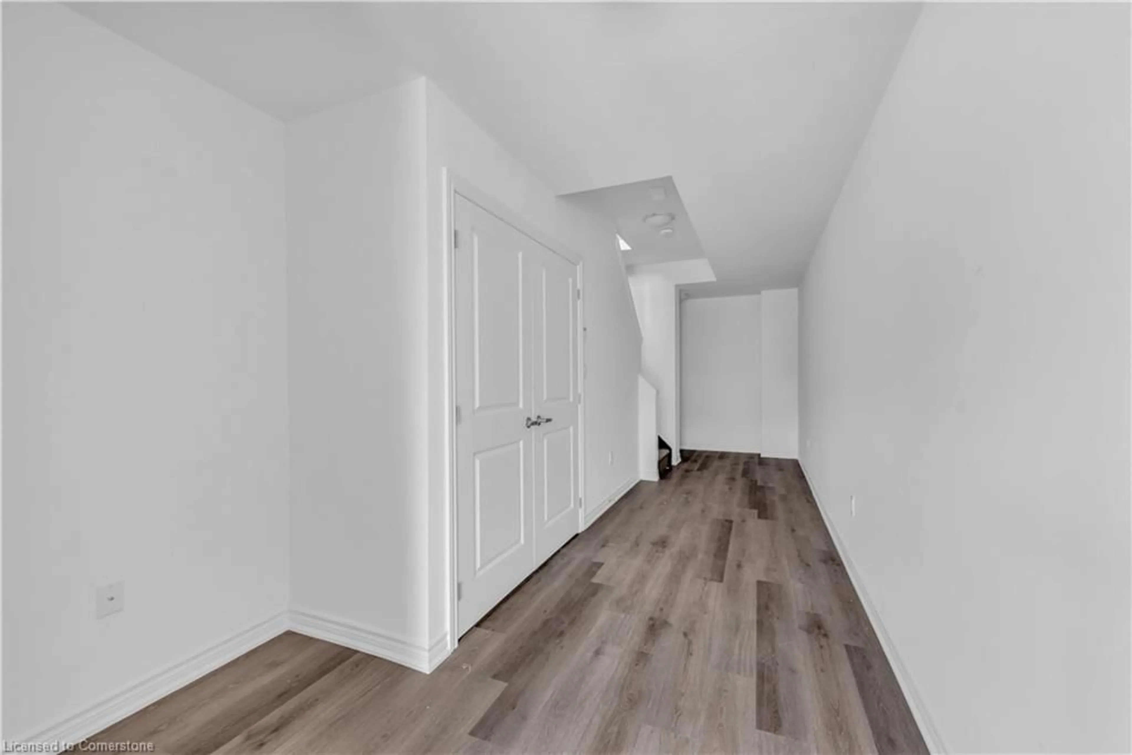 Indoor entryway for 461 Blackburn Dr #120, Brantford Ontario N3T 0W9