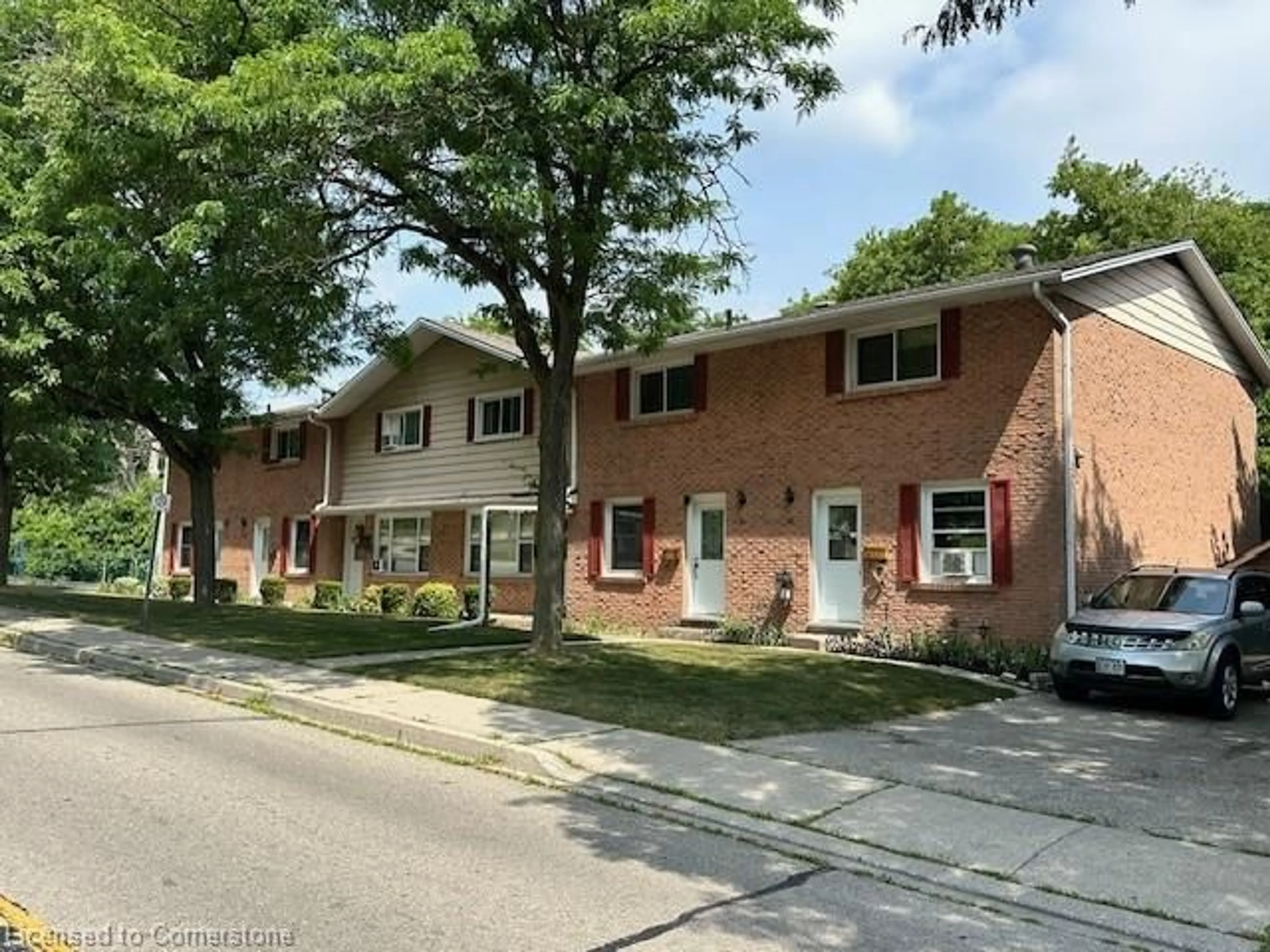Home with brick exterior material, street for 80-90 Stanley St, Cambridge Ontario N1S 2A6