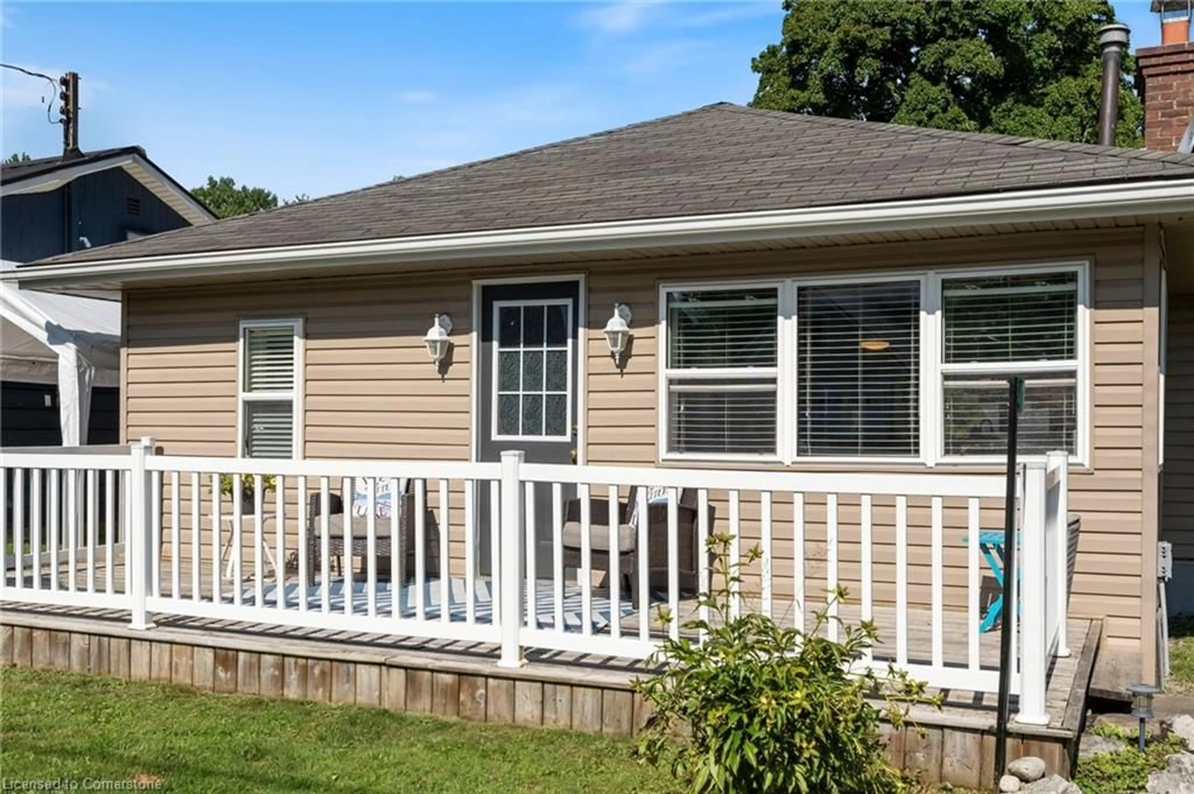 Home with vinyl exterior material, unknown for 189 Cedar Dr, Turkey Point Ontario N0E 1T0