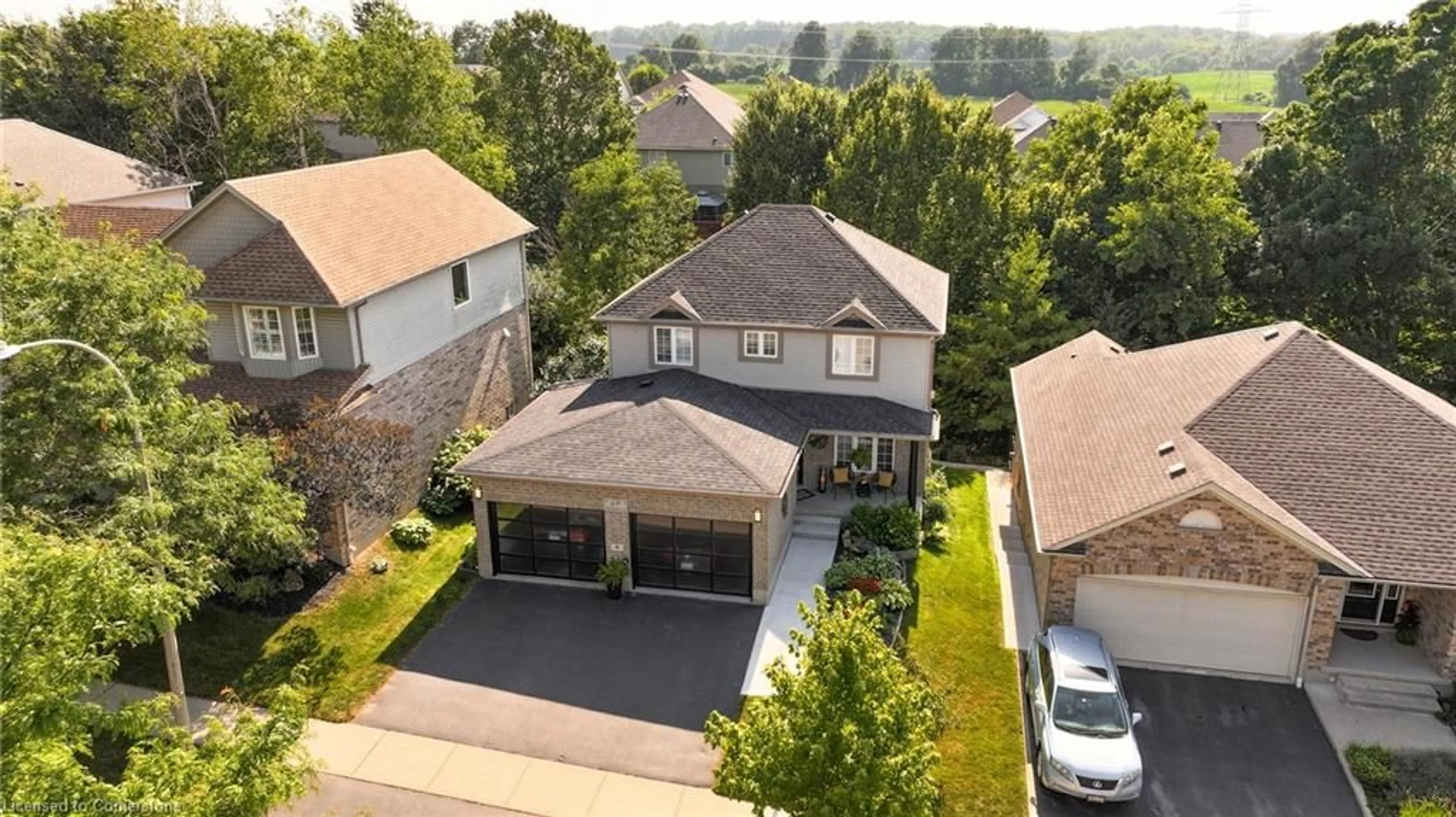 A pic from outside/outdoor area/front of a property/back of a property/a pic from drone, street for 69 Hearthwood Cres, Kitchener Ontario N2R 1K6