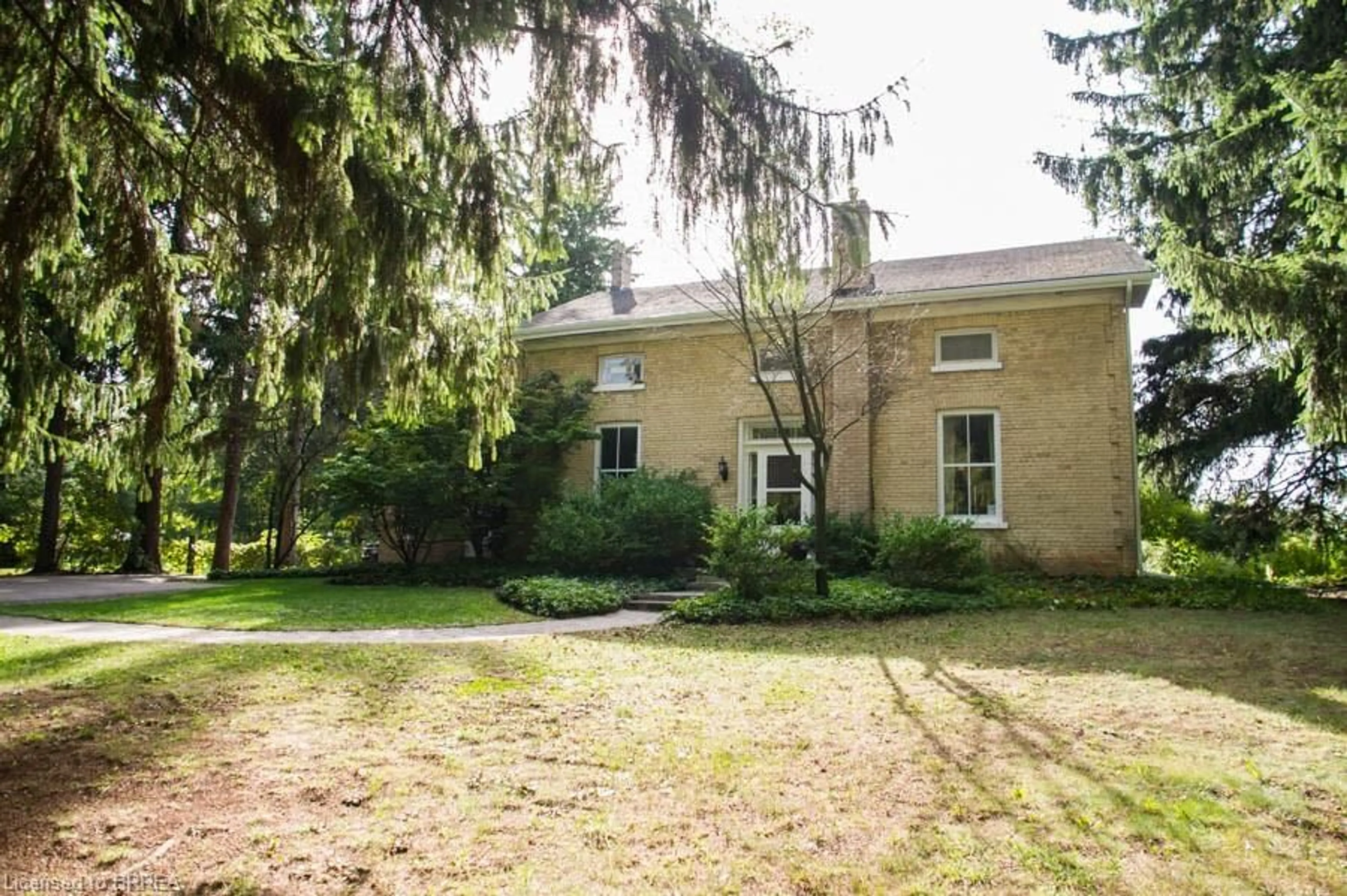 Unknown for 112 German School Rd, St. George Ontario N3L 3E1