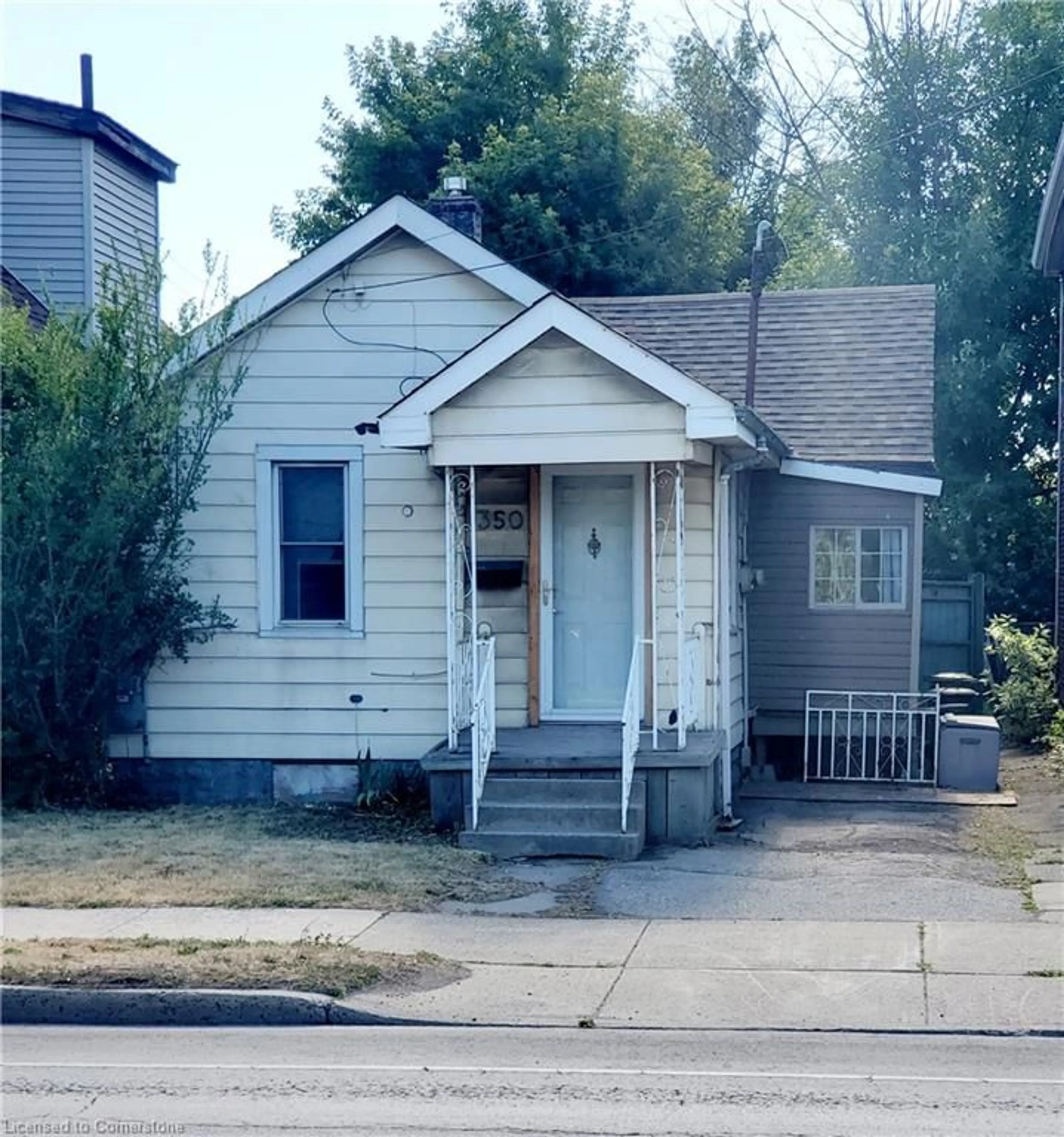 Home with vinyl exterior material, street for 350 Gage Ave, Hamilton Ontario L8L 7A9
