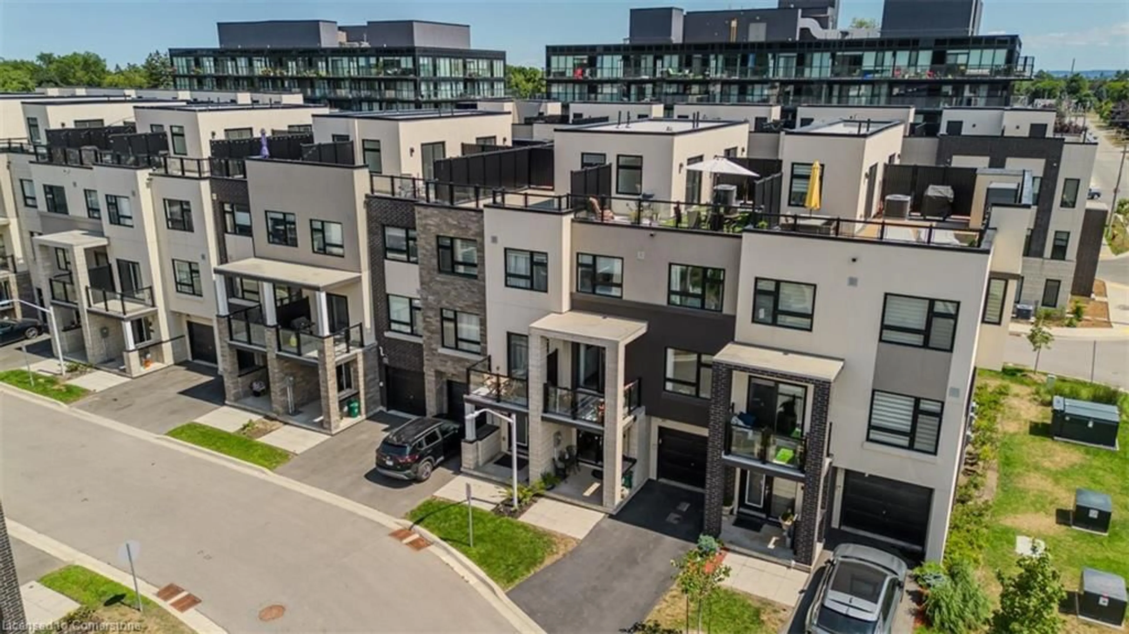 A pic from outside/outdoor area/front of a property/back of a property/a pic from drone, street for 1121 Cooke Blvd #28, Burlington Ontario L7T 0C3