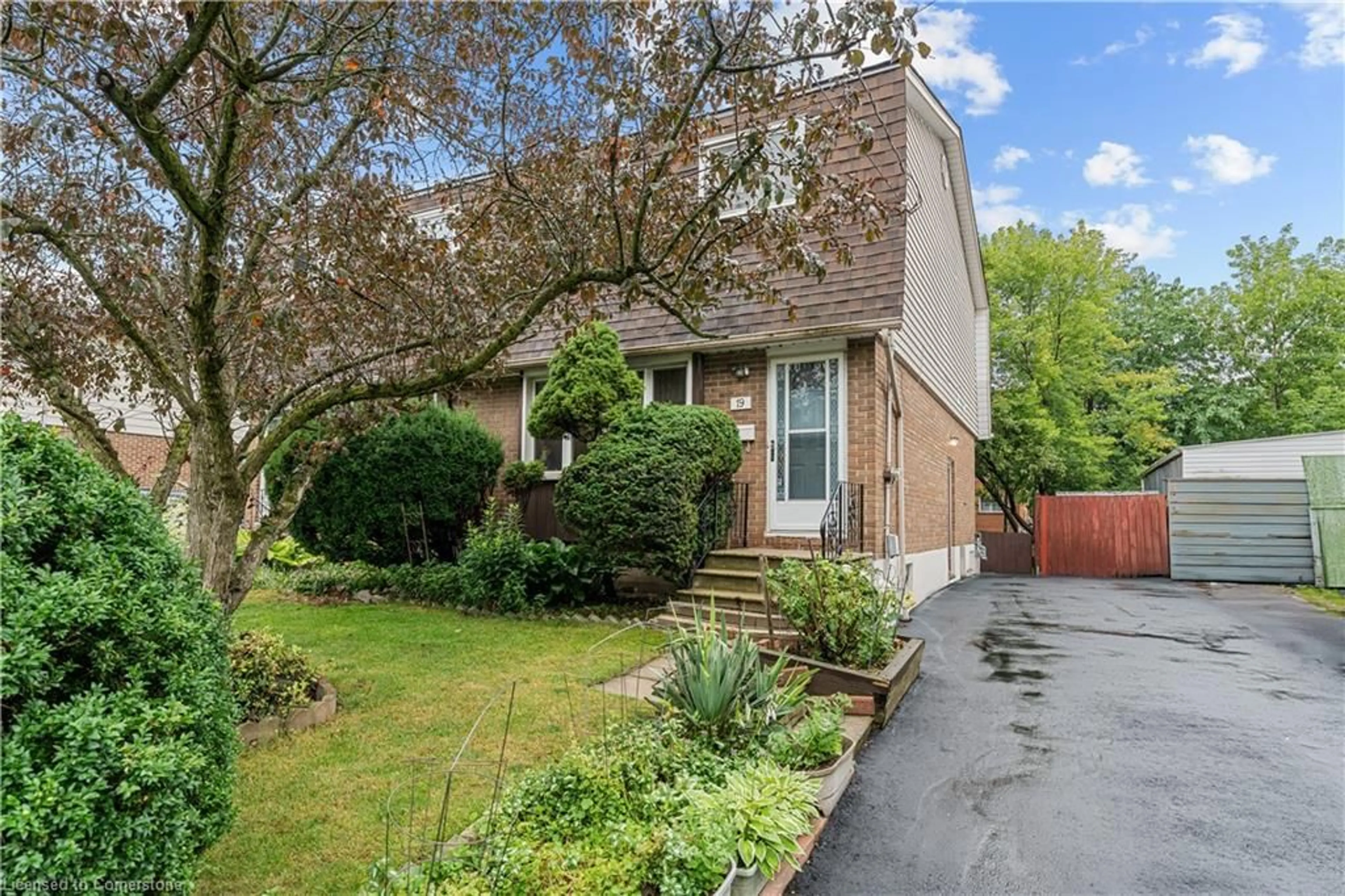 Unknown for 19 Plymouth Crt, Guelph Ontario N1H 5W3