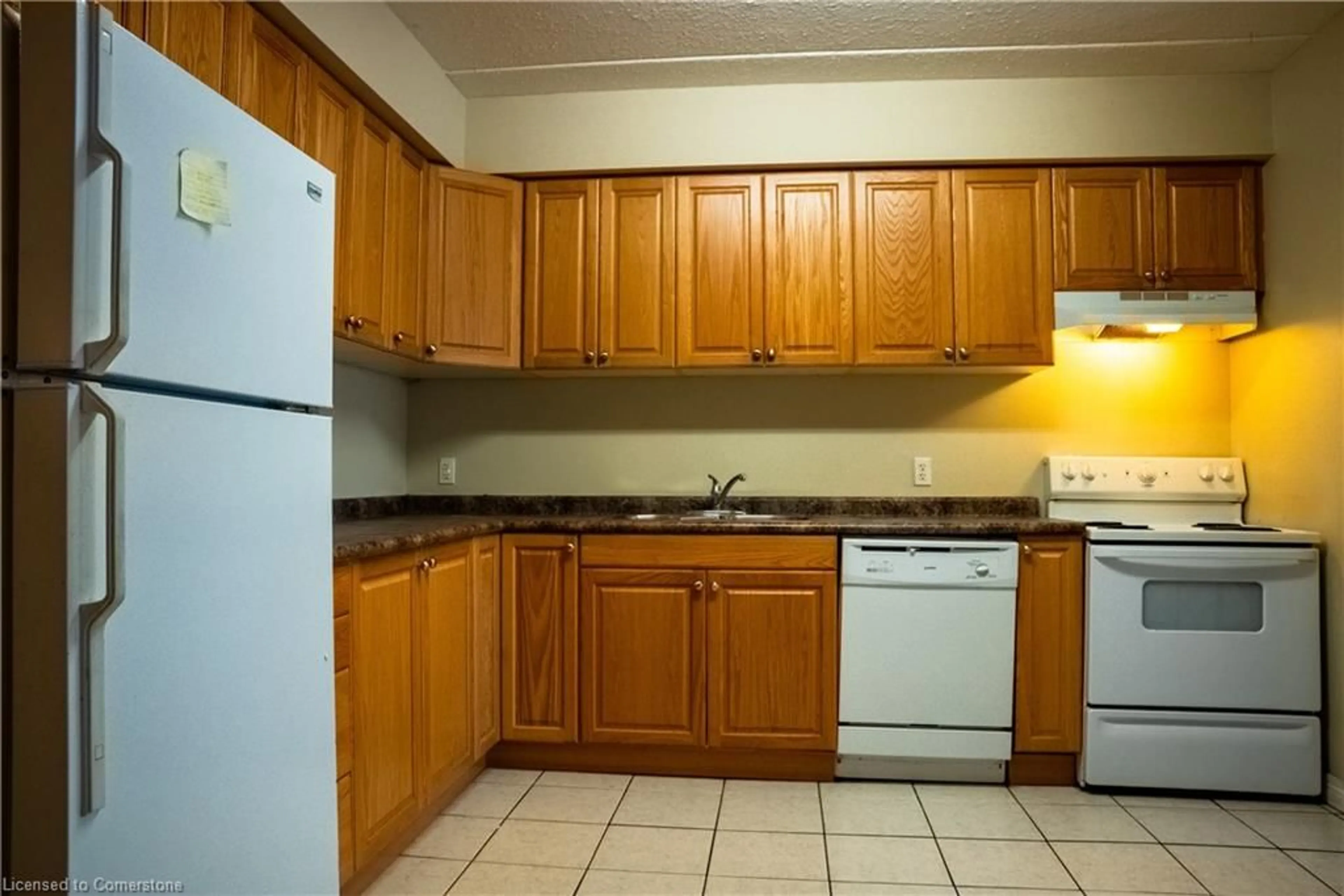 Standard kitchen, unknown for 253 Lester St #8, Waterloo Ontario N2L 3W6