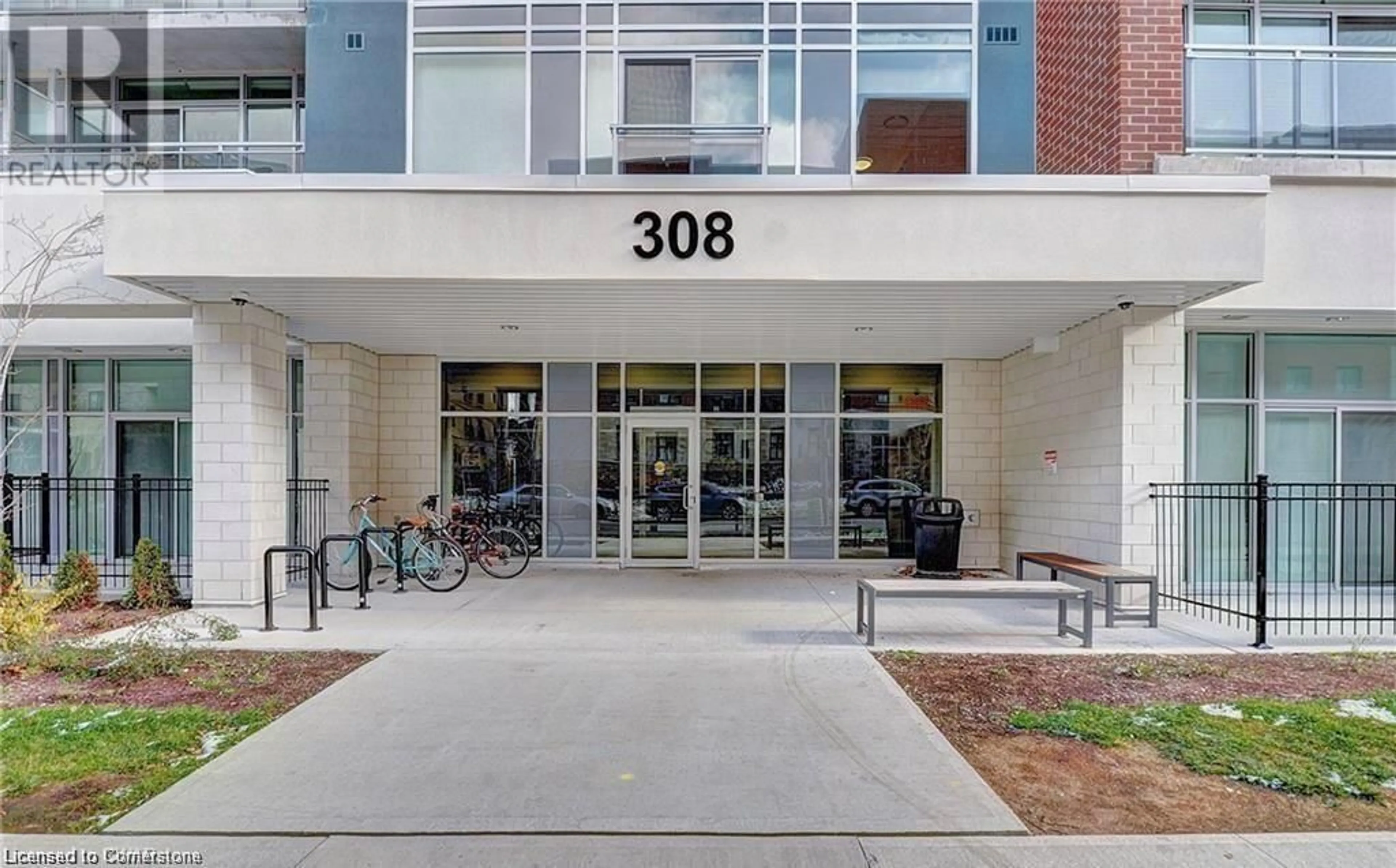 Indoor foyer for 308 Lester St #404, Waterloo Ontario N2L 3W6