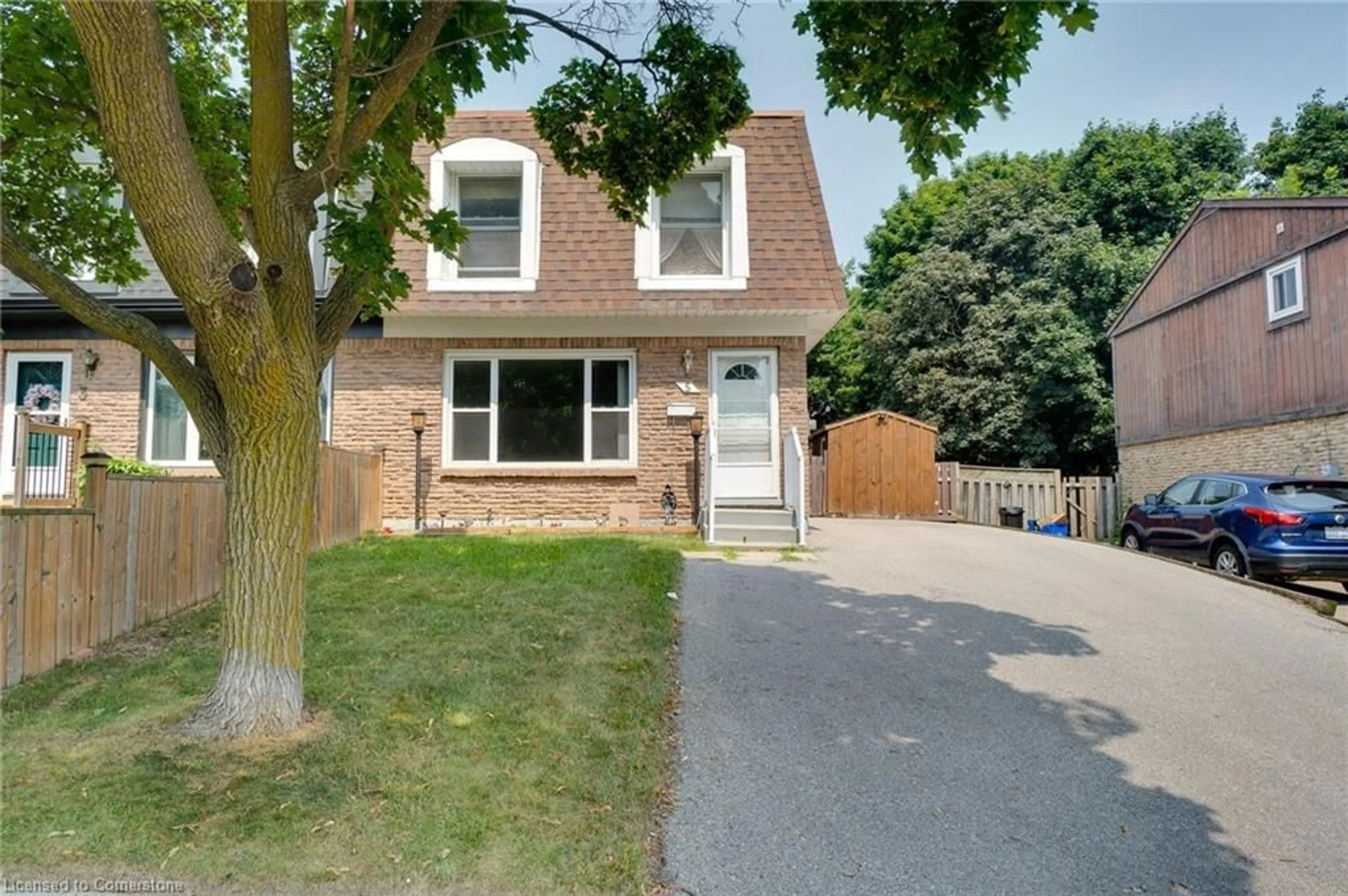 Home with brick exterior material, street for 5 The Greenway, Cambridge Ontario N1R 6L4