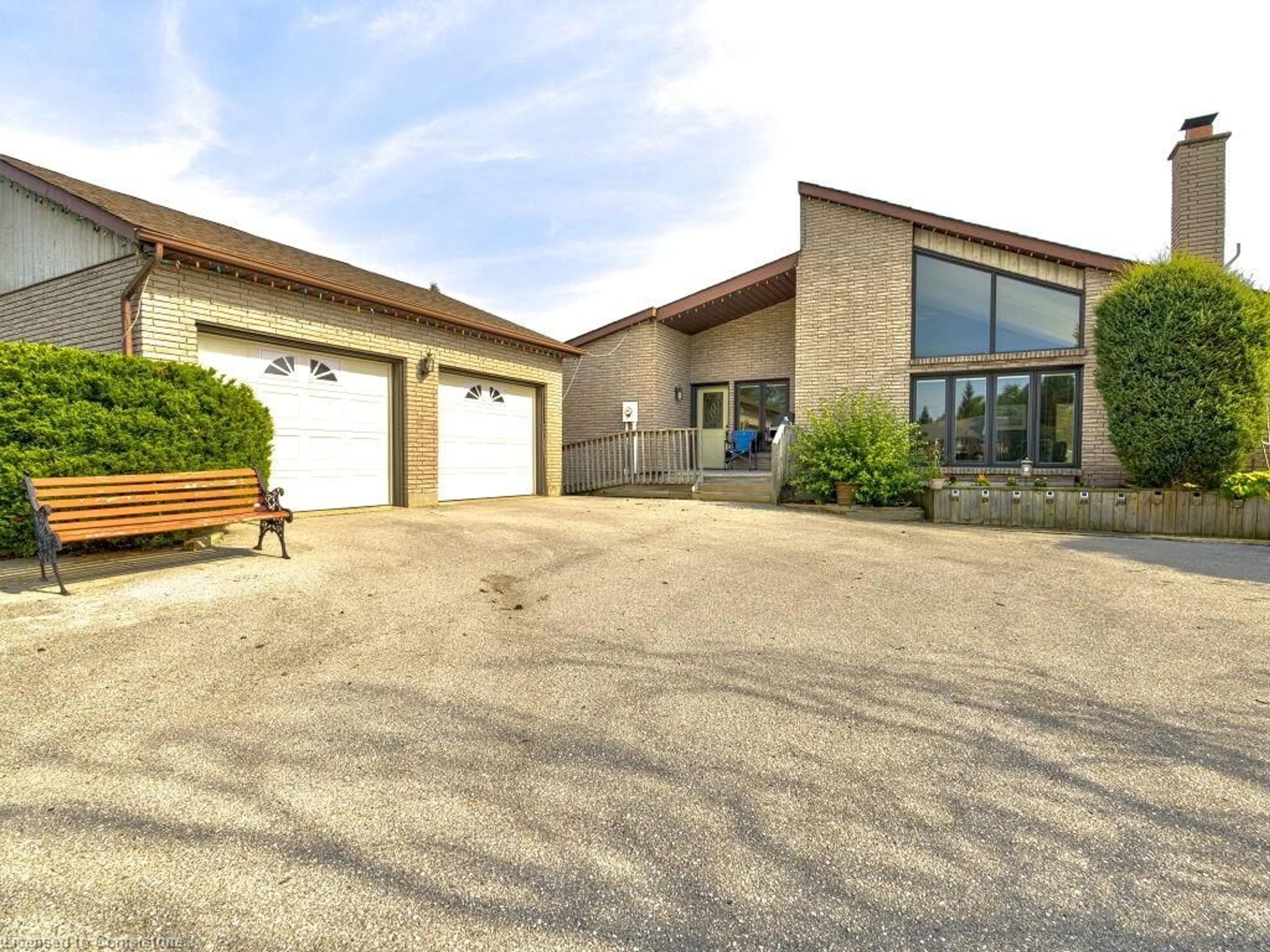 Unknown for 11331 Amos Dr, Milton Ontario L0P 1B0