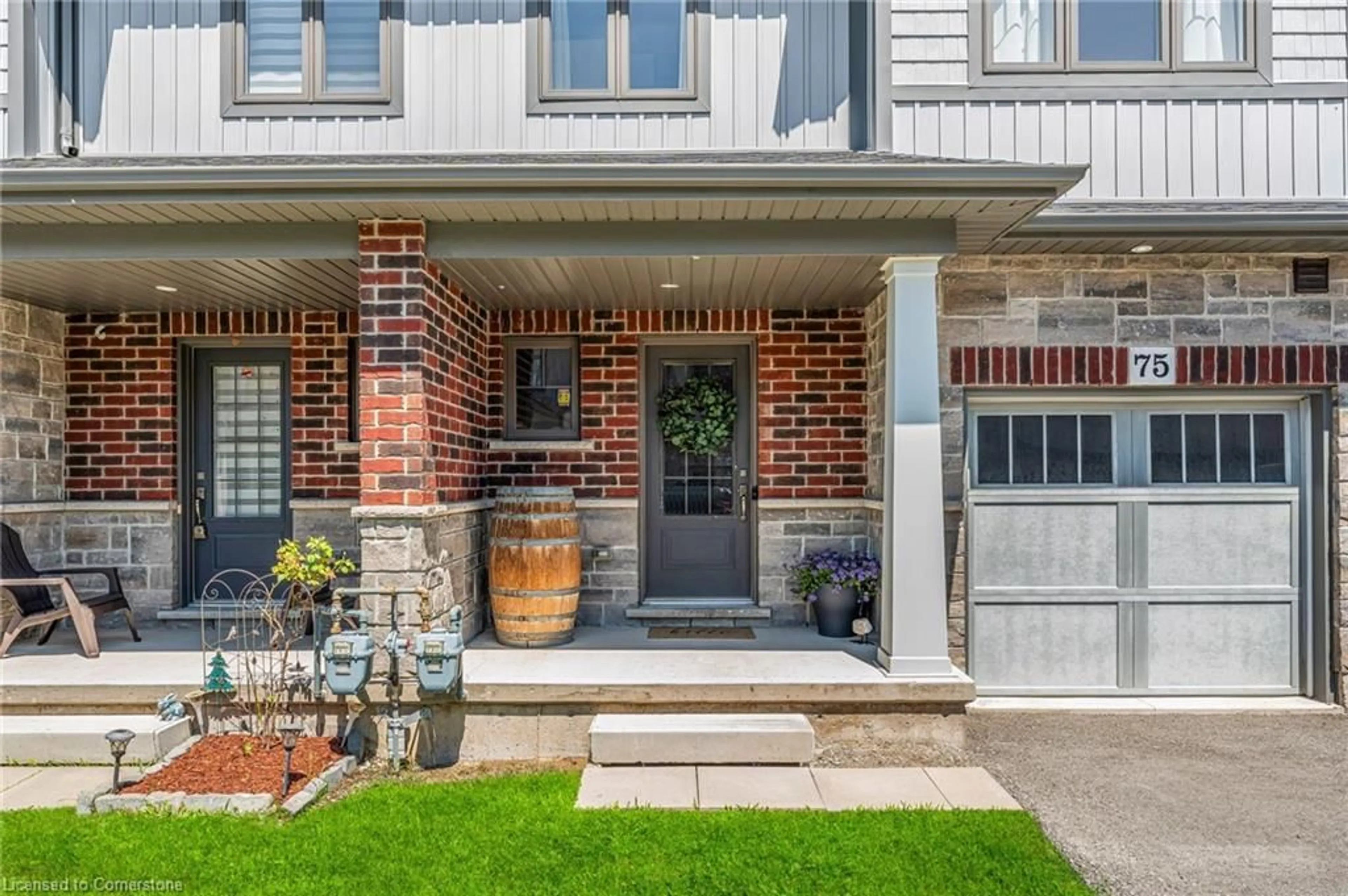 Home with brick exterior material, street for 75 Severino Cir, West Lincoln Ontario L0R 2A0