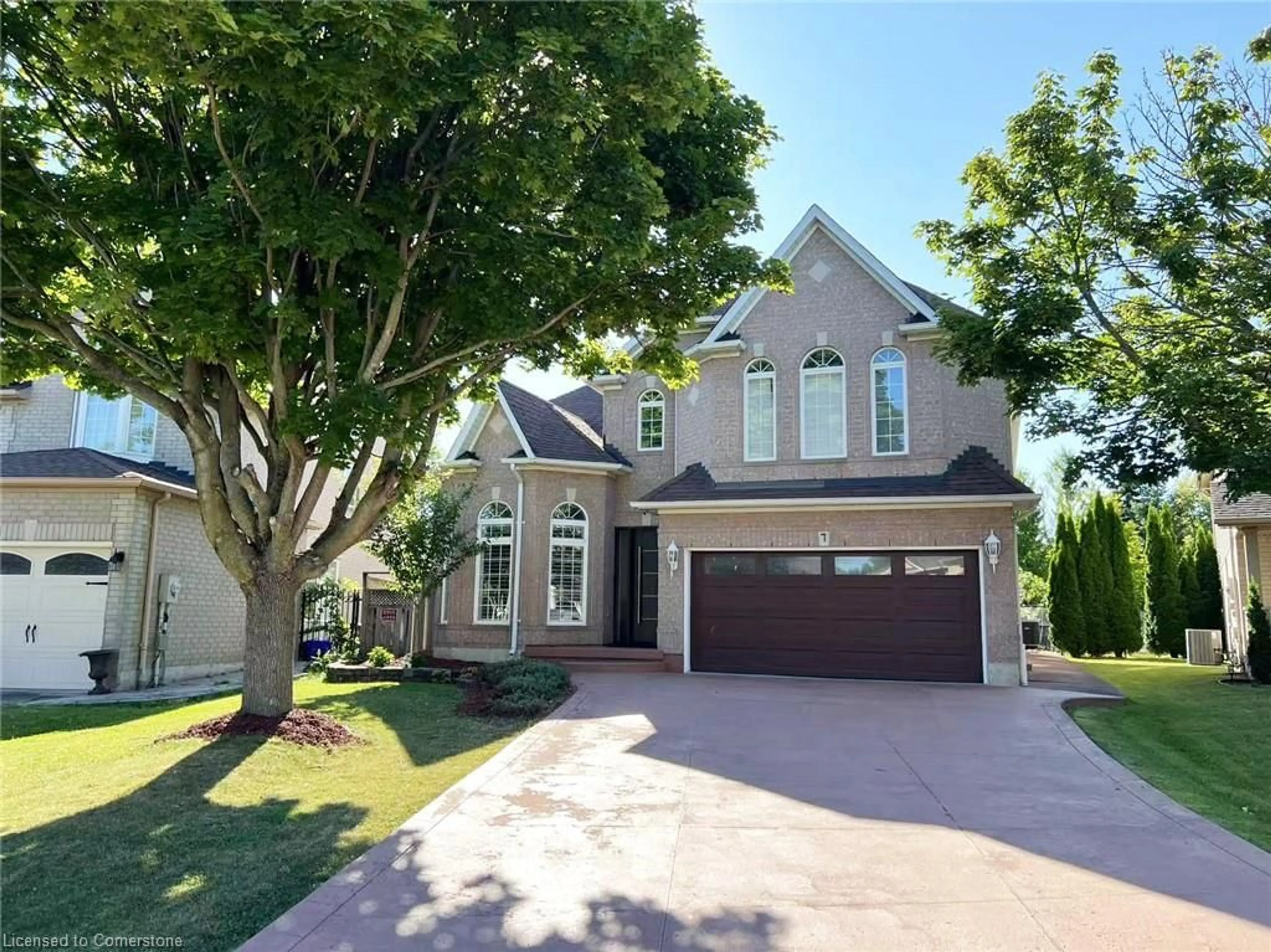 Home with brick exterior material, street for 7 Tandem Crt, Ancaster Ontario L9K 1M1