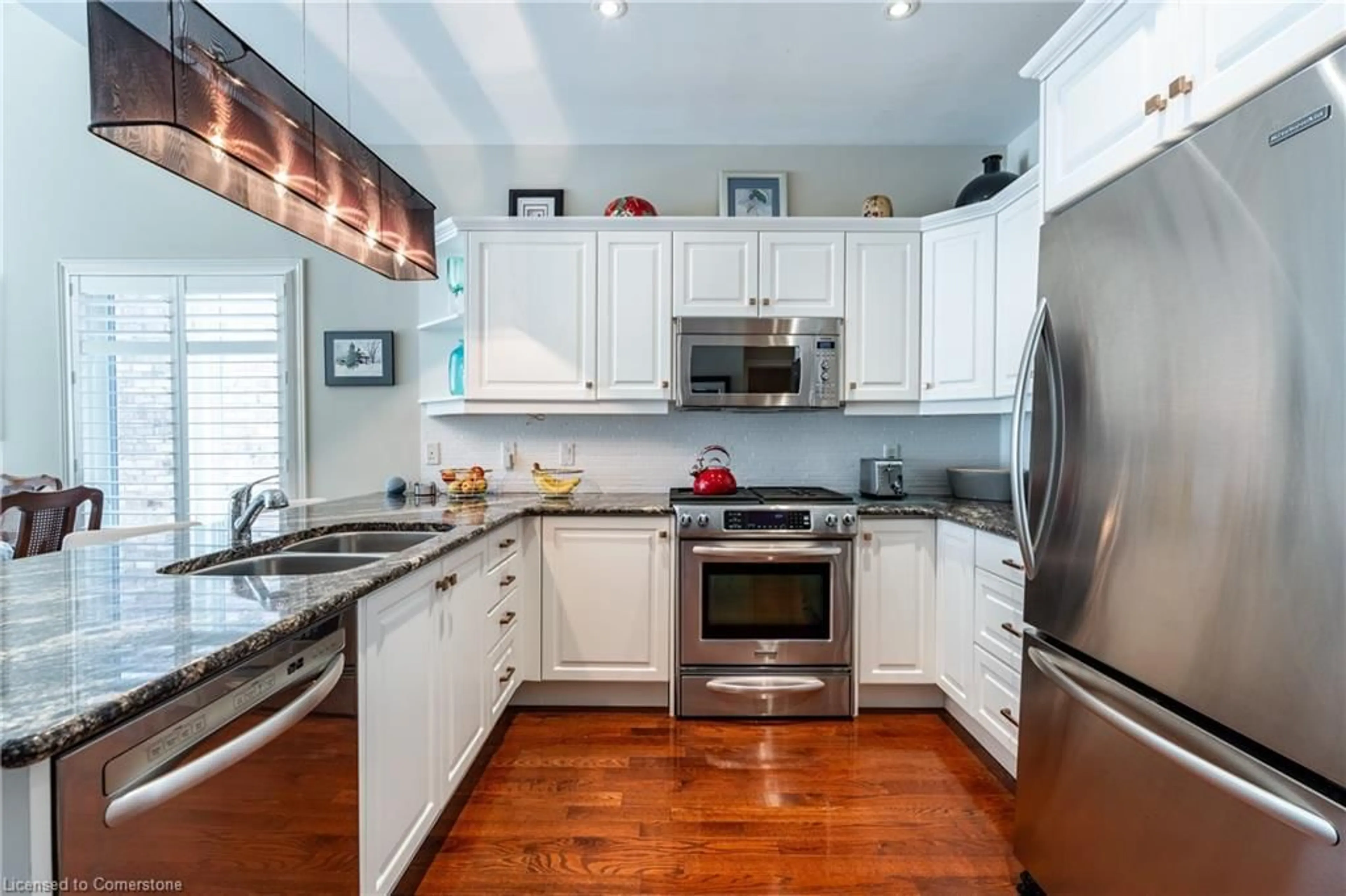 Open concept kitchen, unknown for 56 Videl Cres, St. Catharines Ontario L2W 0A3