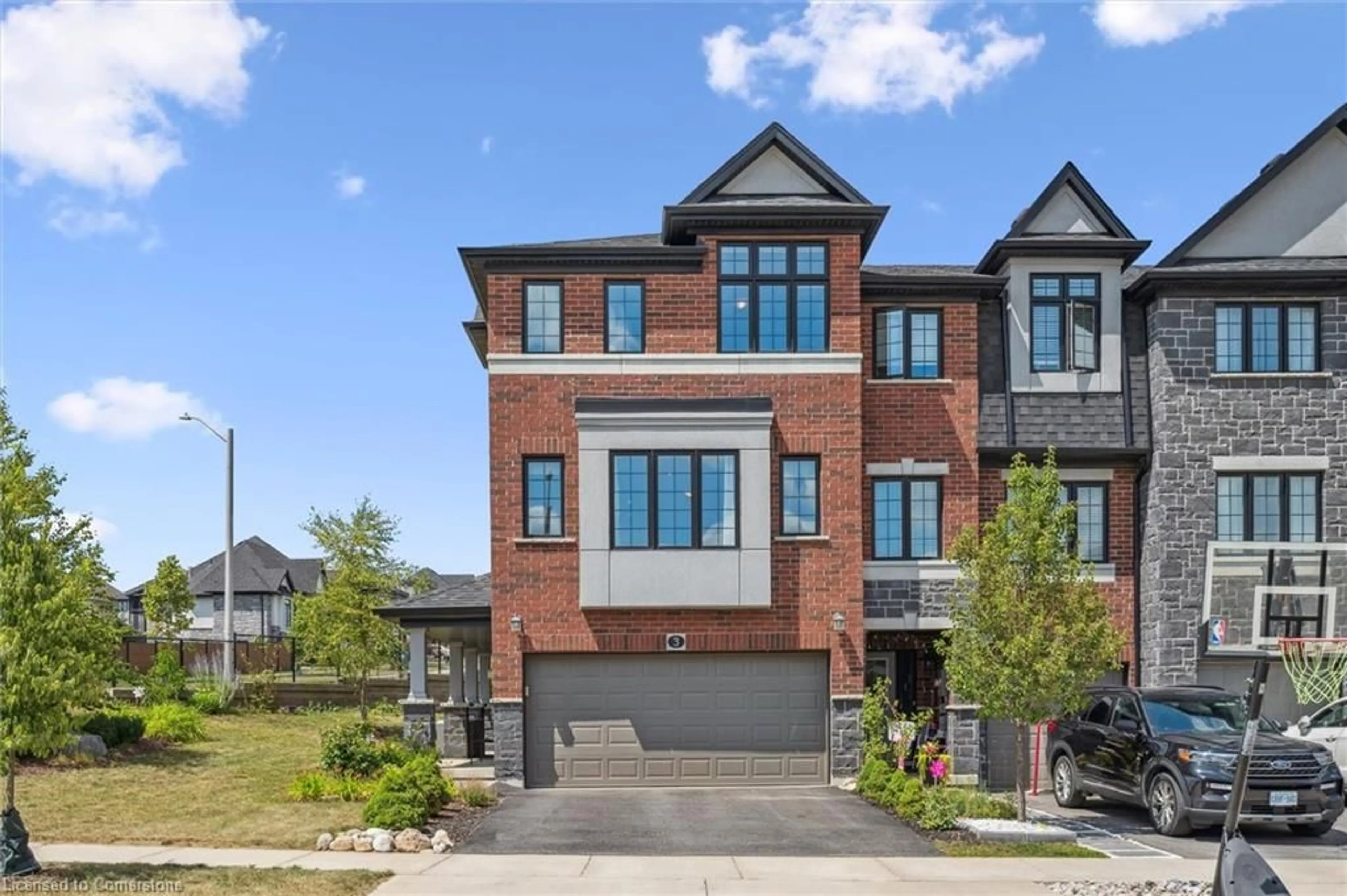 Home with brick exterior material, street for 3 Ridgemount St, Kitchener Ontario N2P 0J2