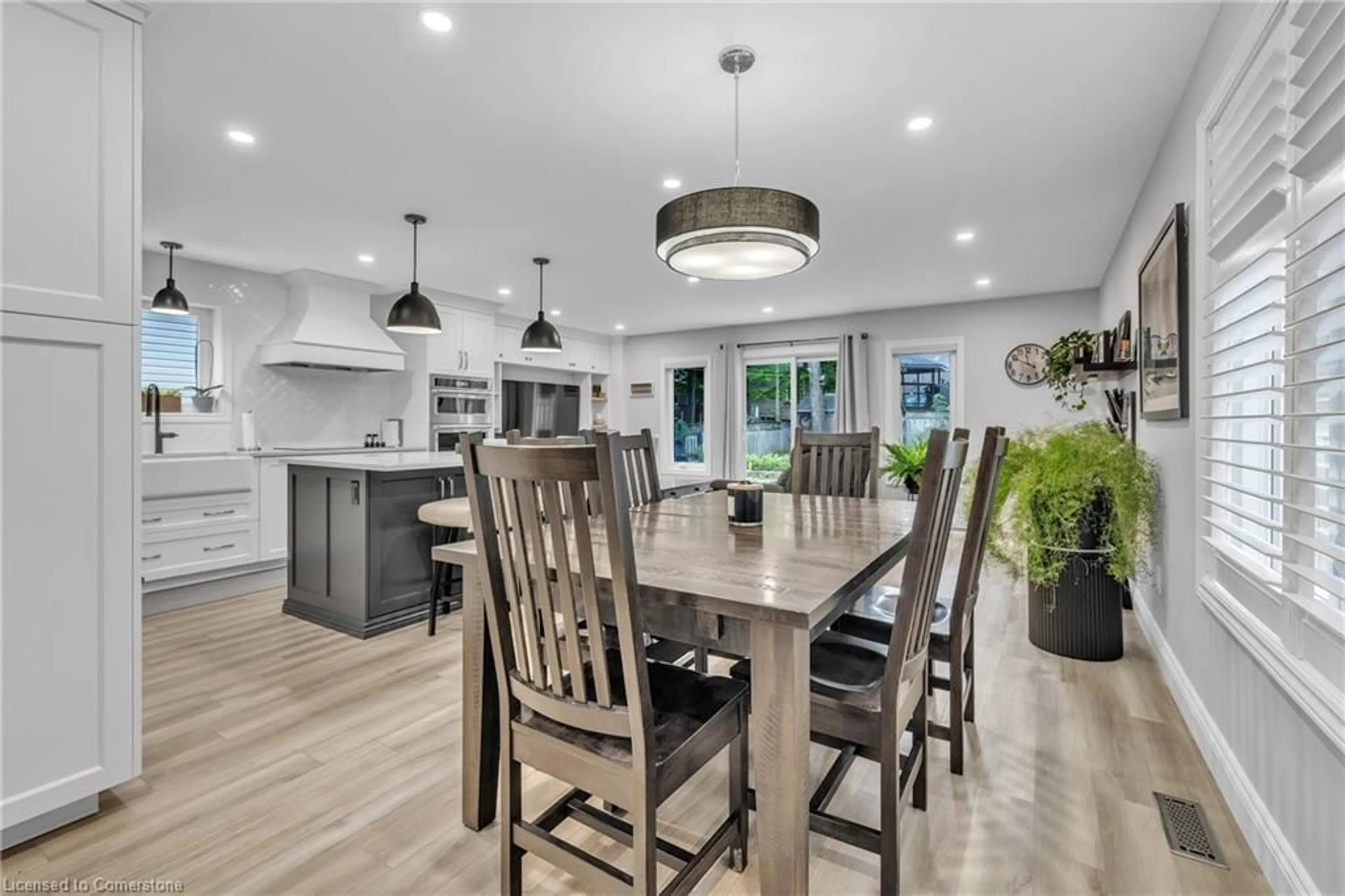 Open concept kitchen, unknown for 78 Potter's Way Way, Woodstock Ontario N4S 9A1