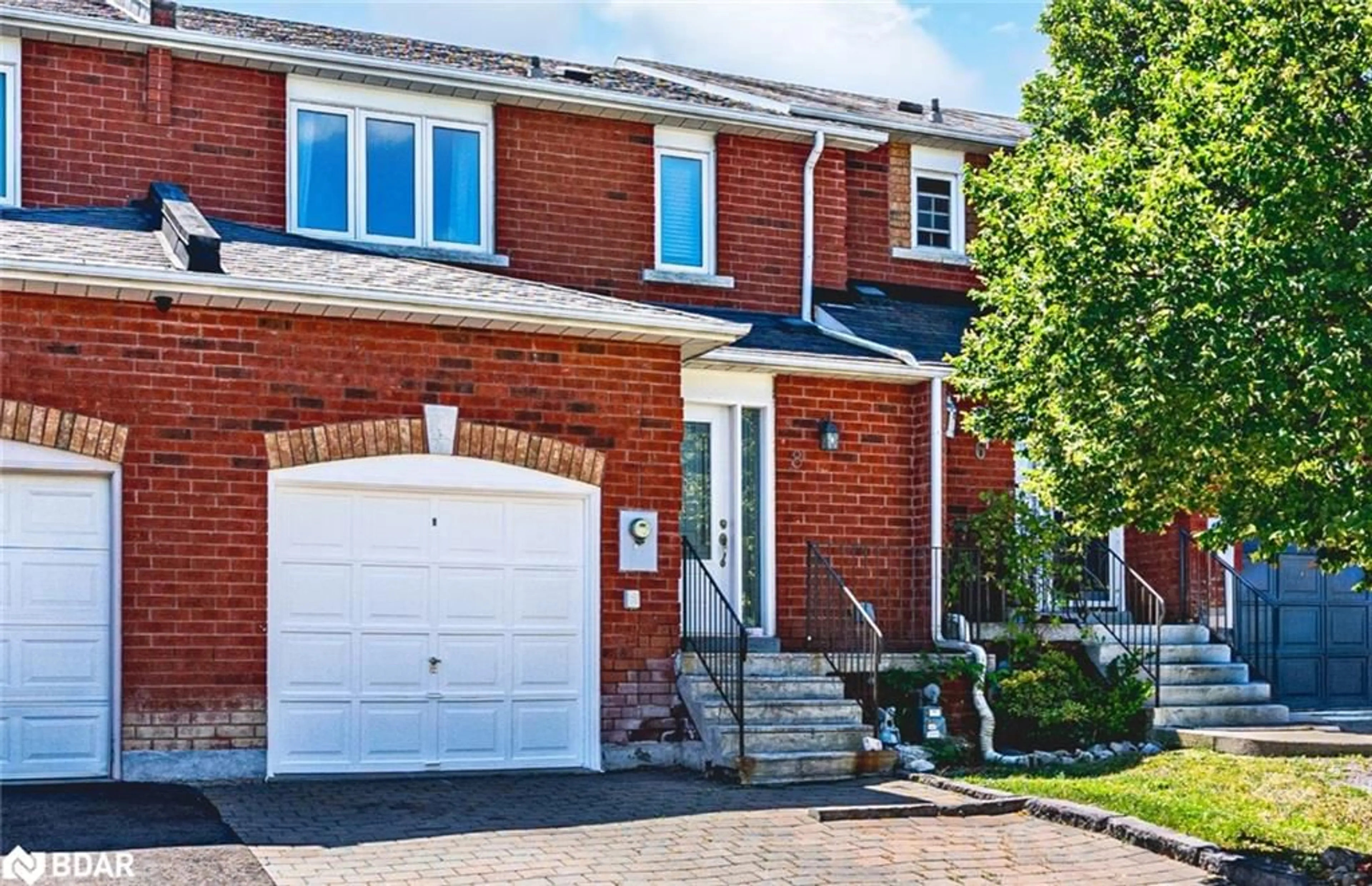 Home with brick exterior material, street for 8 Rolling Hills Lane, Caledon Ontario L7E 1T9