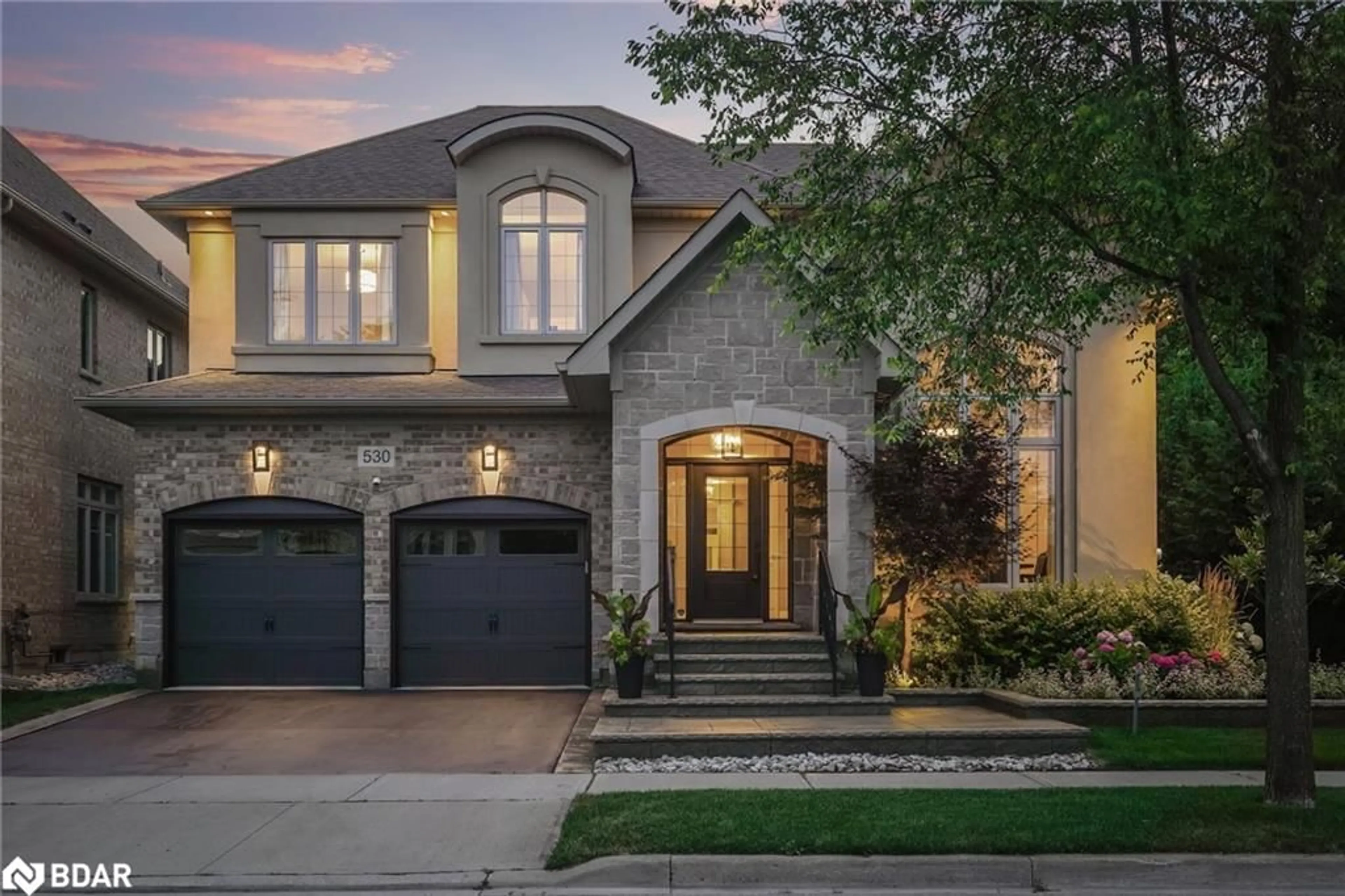 Home with brick exterior material, street for 530 Hidden Trail, Oakville Ontario L6M 0N3