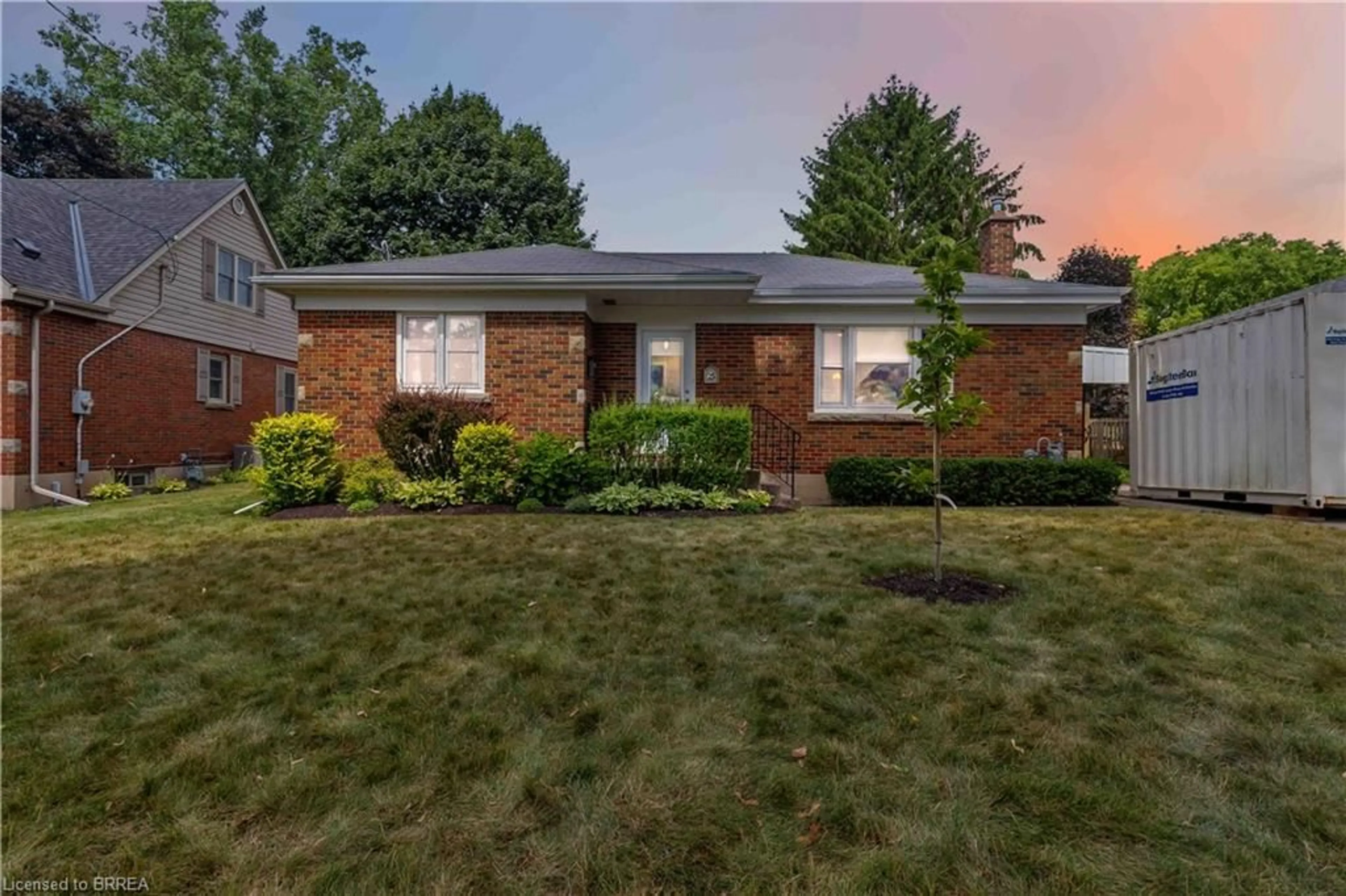 Home with brick exterior material, street for 25 Hillier Cres, Brantford Ontario N3R 1X3
