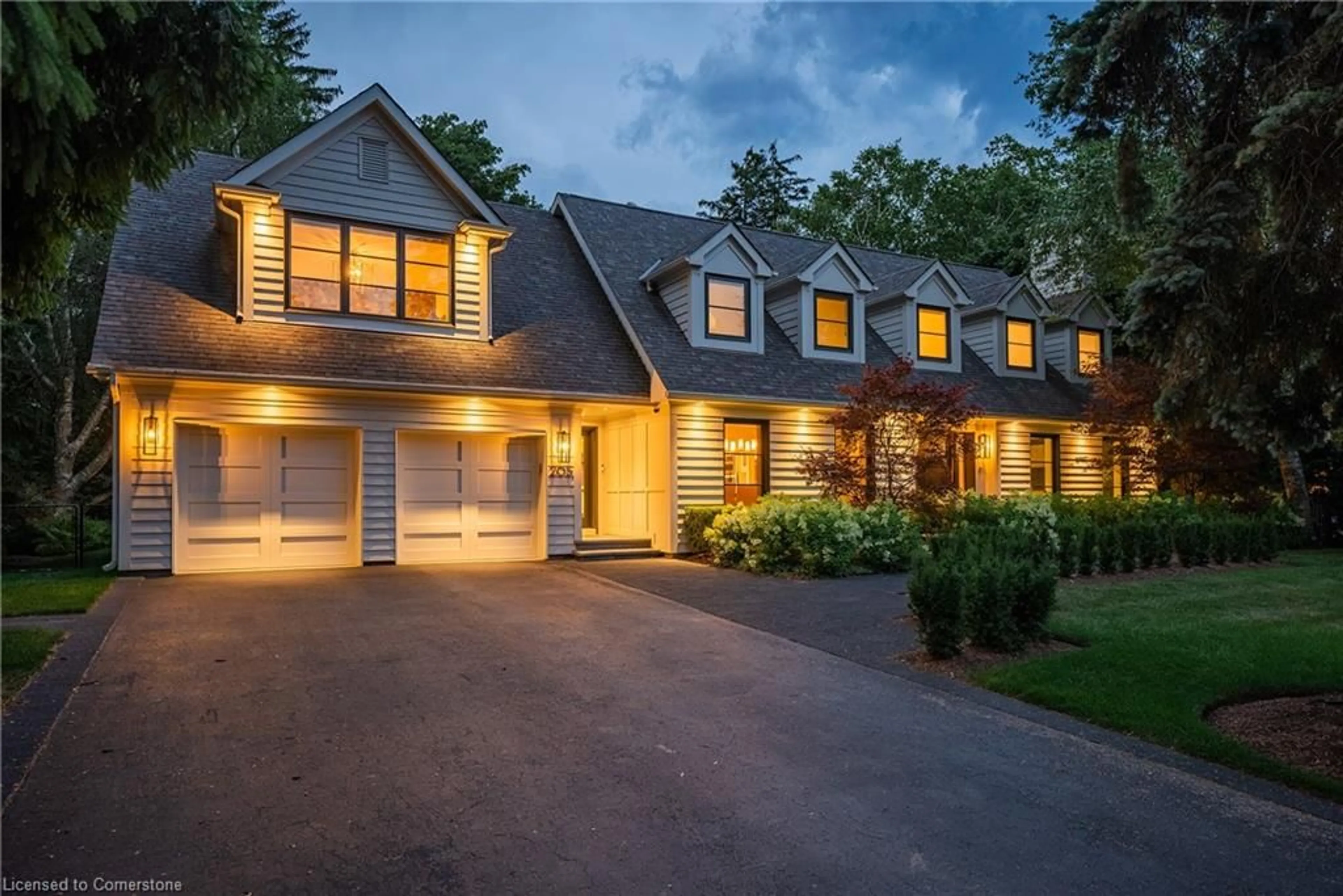 Unknown for 205 Forestwood Dr, Oakville Ontario L6J 4E5