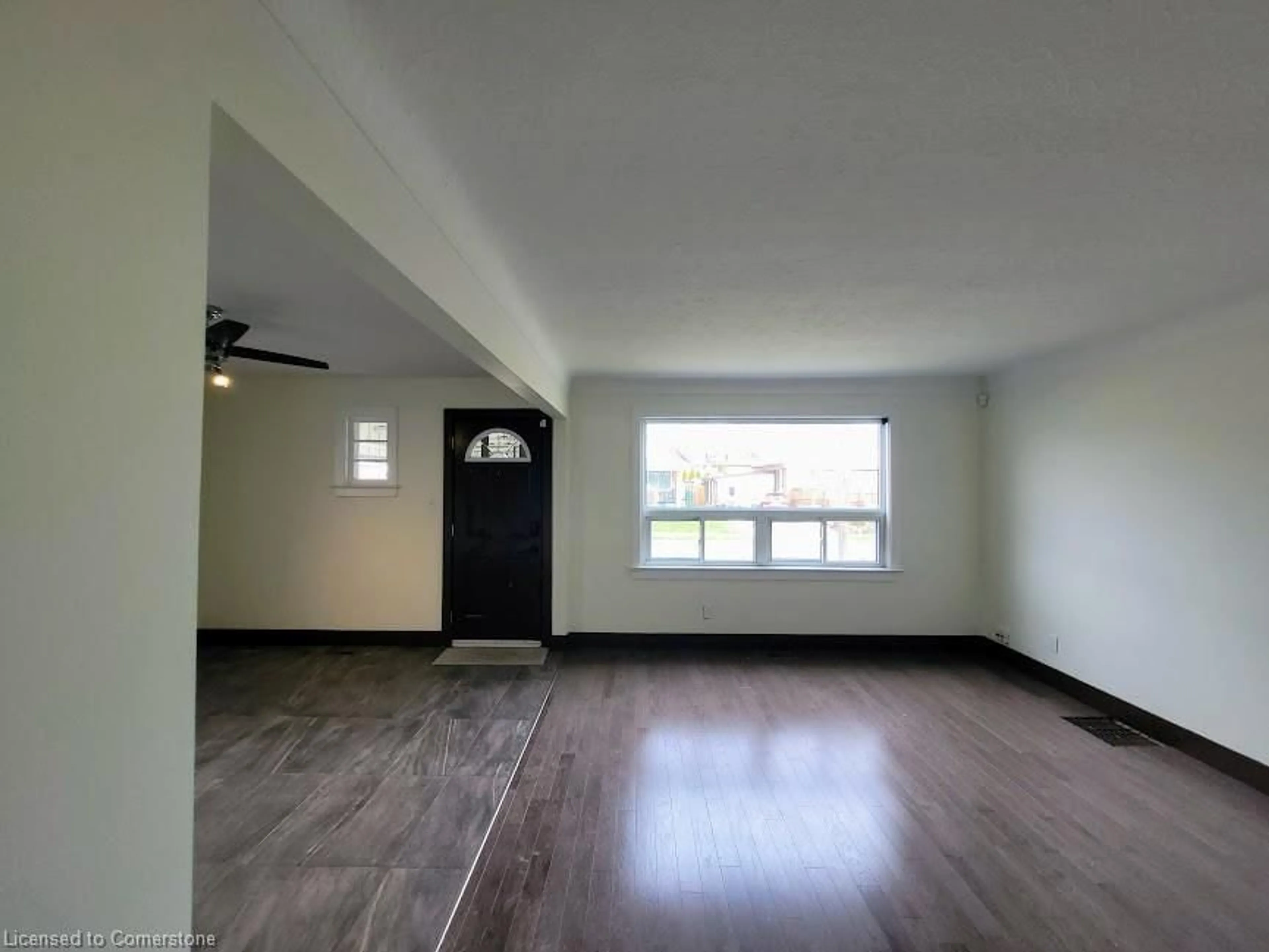 A pic of a room for 6476 Maranda St, Niagara Falls Ontario L2G 1Z7