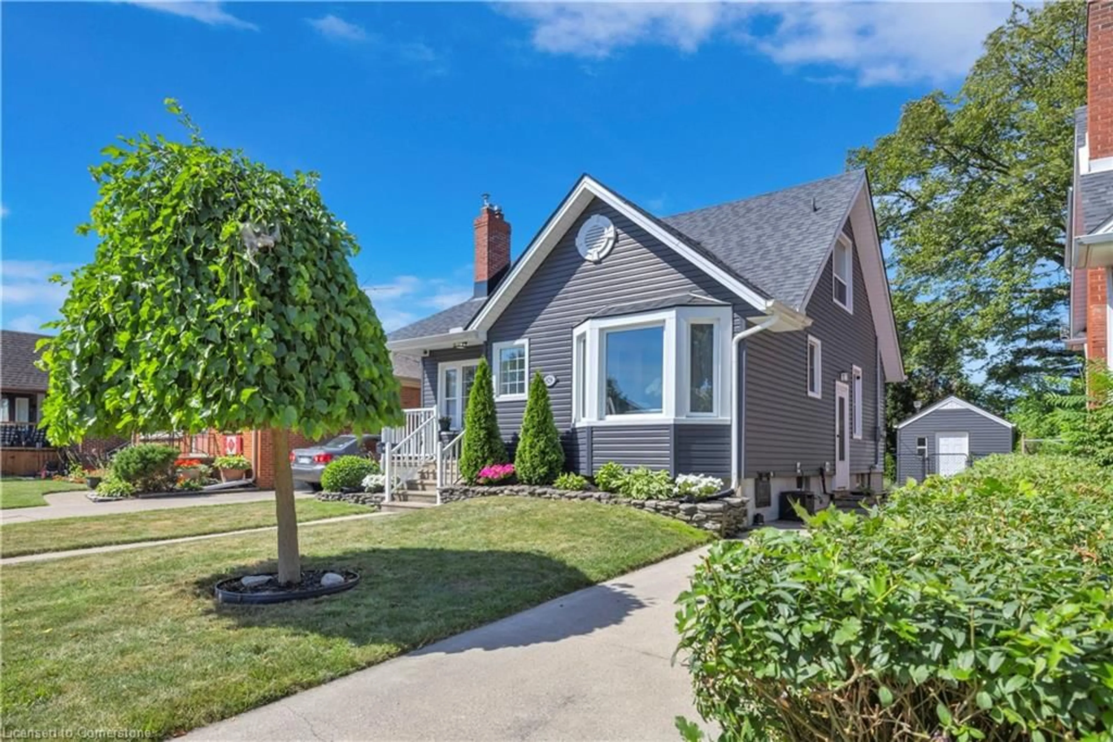 Unknown for 929 Esdras Ave, Windsor Ontario N8S 2M8
