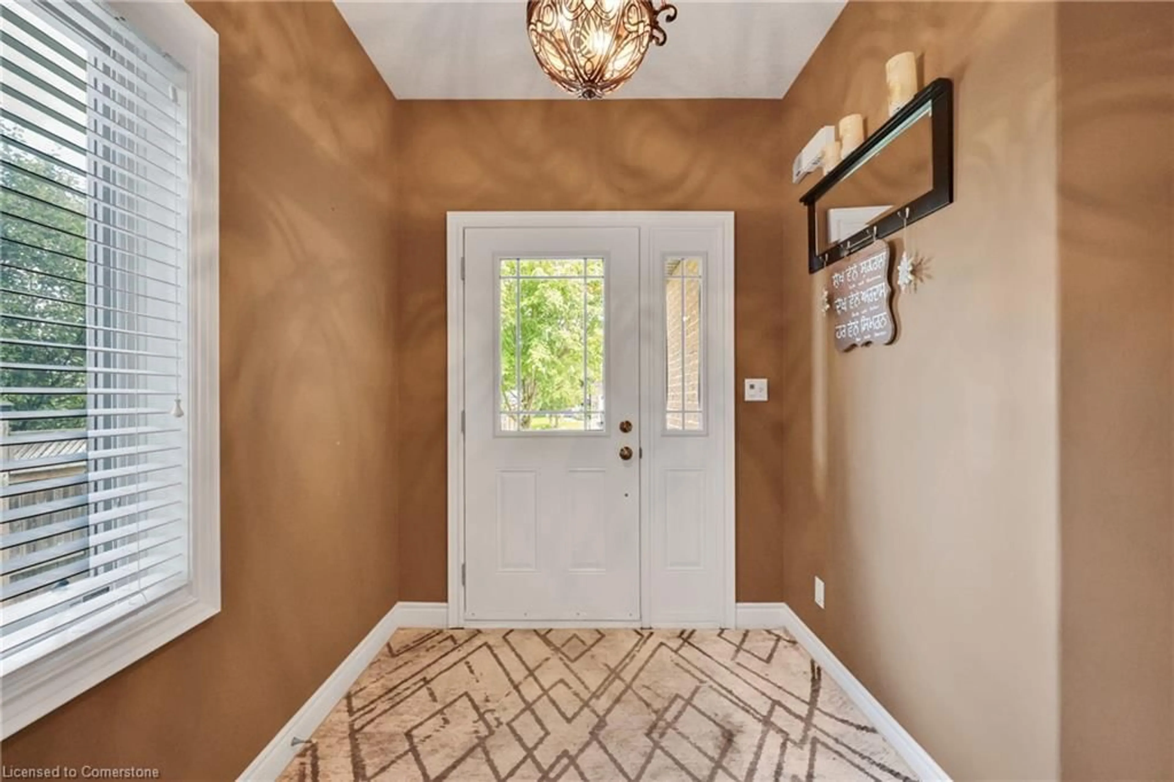 Indoor entryway for 803 Spitfire St, Woodstock Ontario N4R 0A9
