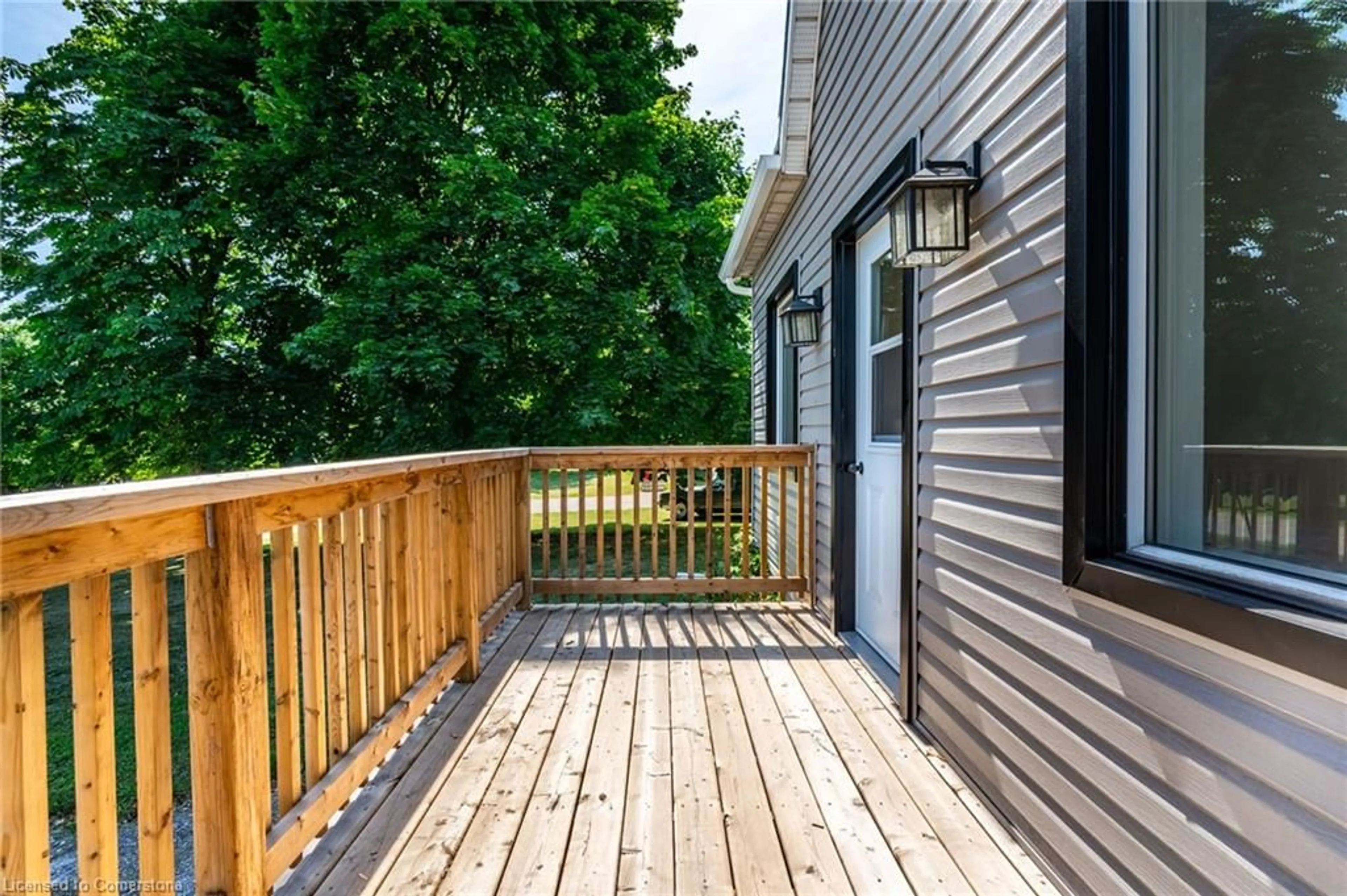 Patio, street for 91 Rainham Rd, Nanticoke Ontario N0A 1L0