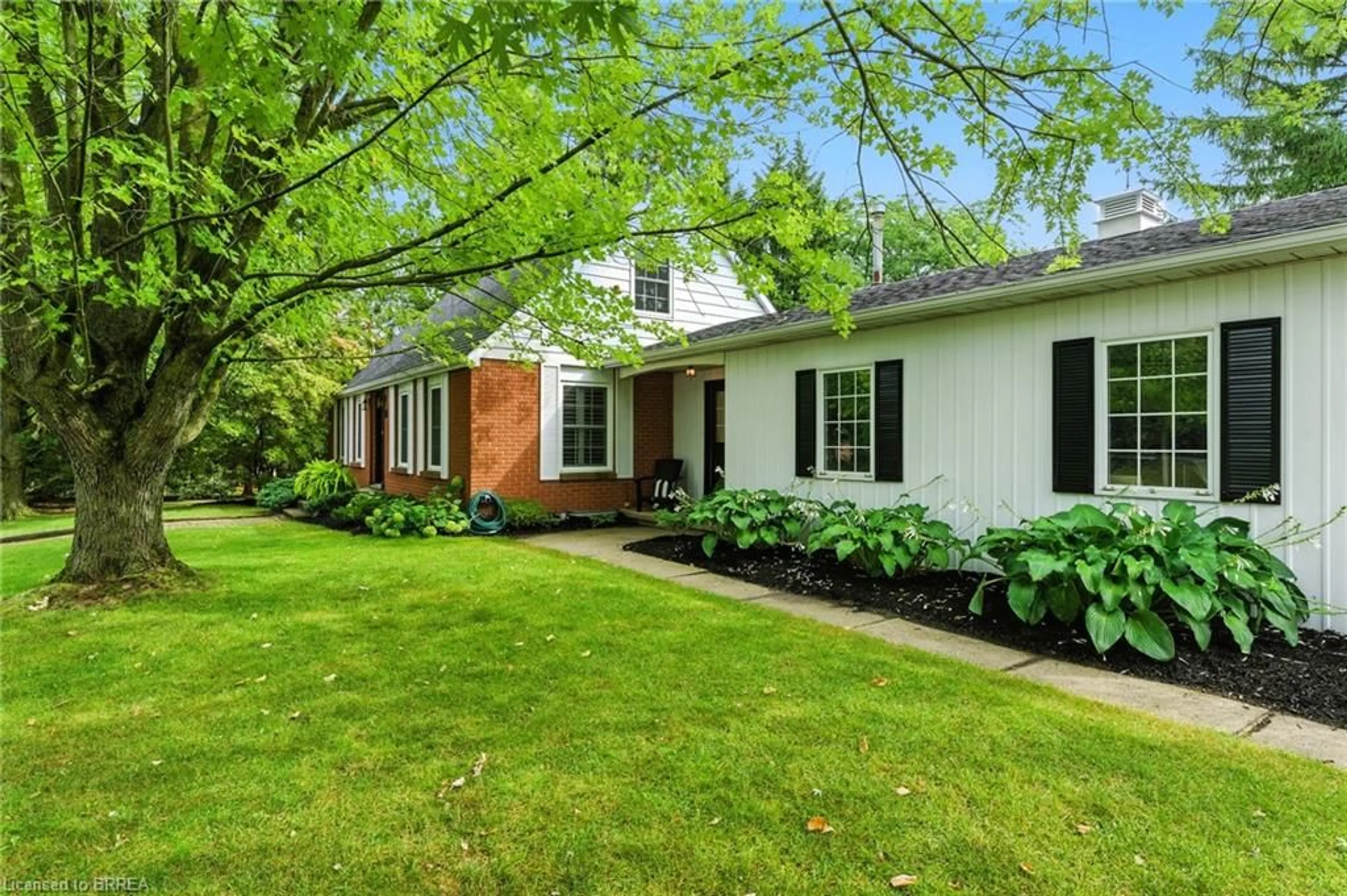 Home with brick exterior material, street for 18 Isabel Dr, Brantford Ontario N3T 0L8