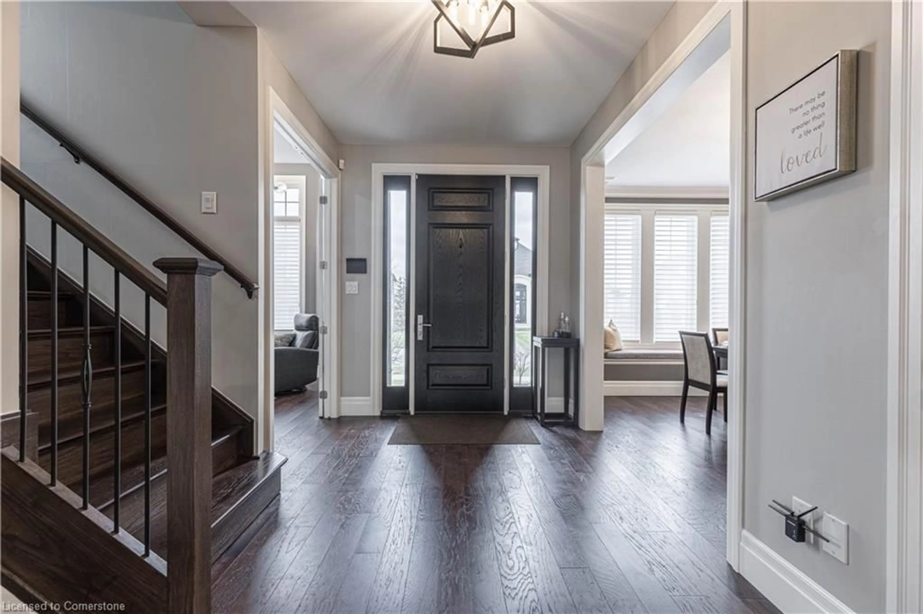 Indoor entryway for 2719 Torrey Pines Way, London Ontario N6G 0K5