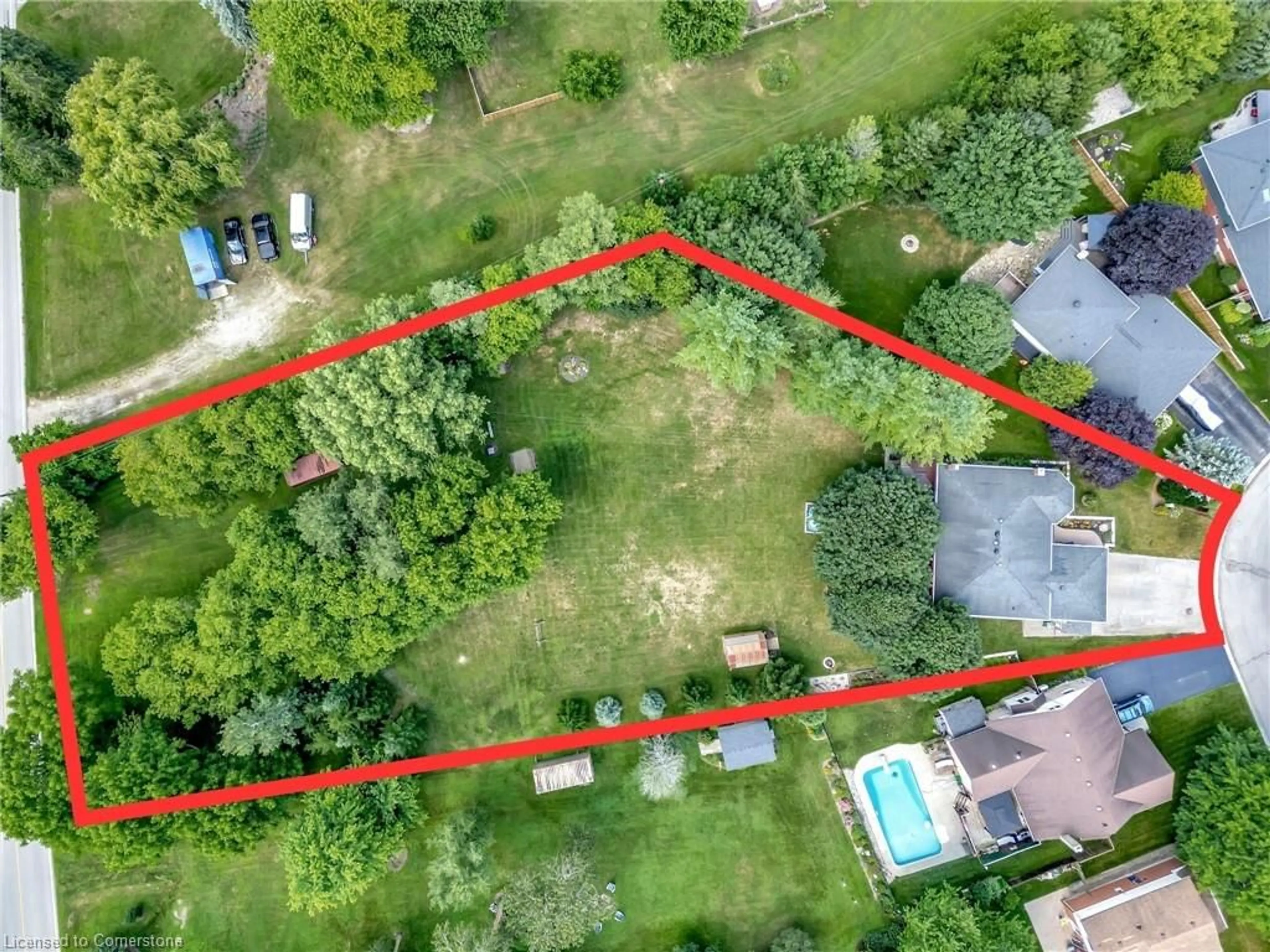 A pic from outside/outdoor area/front of a property/back of a property/a pic from drone, street for 120 Fennel St, Plattsville Ontario N0J 1S0