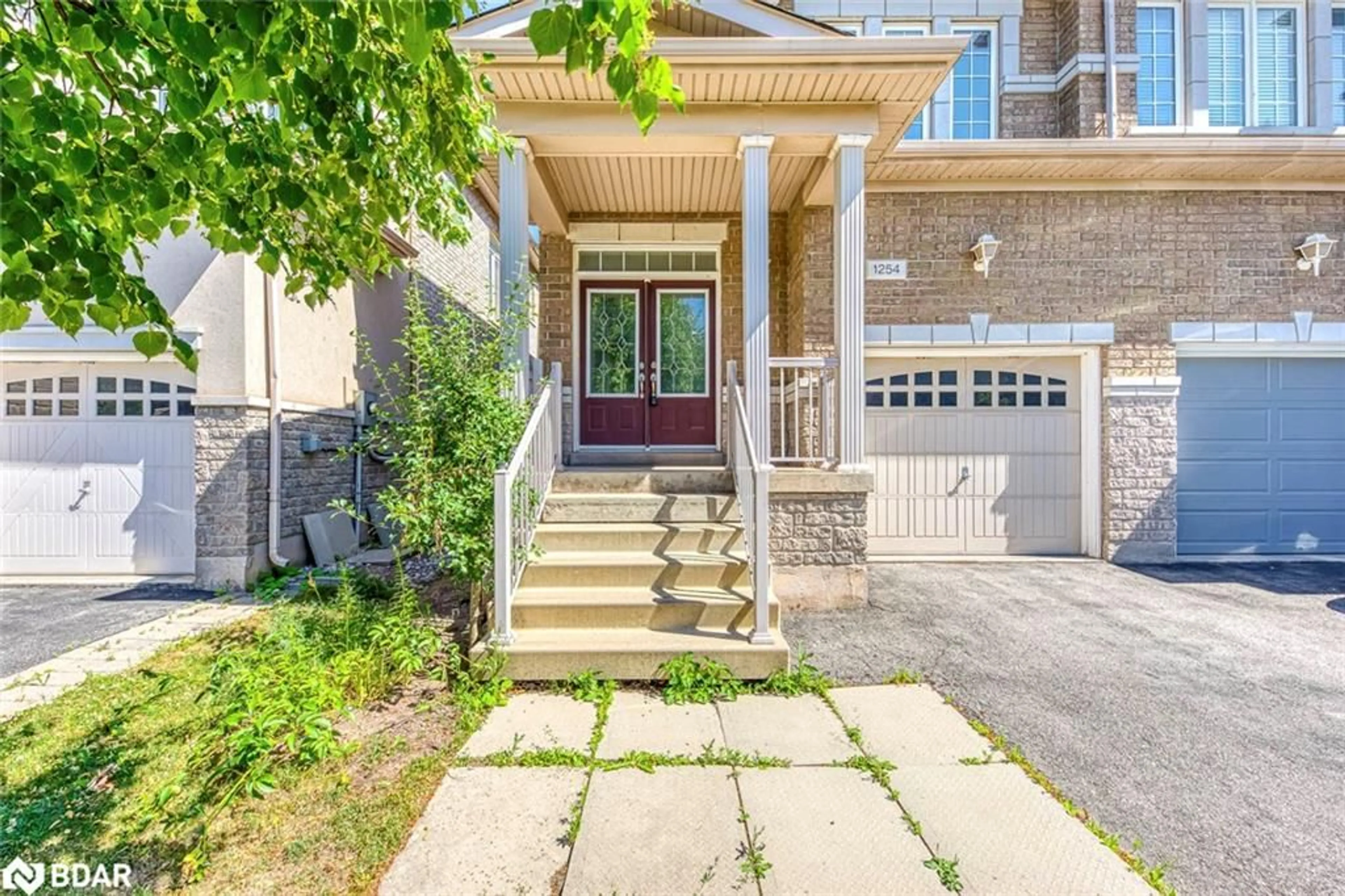 Home with brick exterior material, street for 1254 Craigleith Rd, Oakville Ontario L6H 0B6