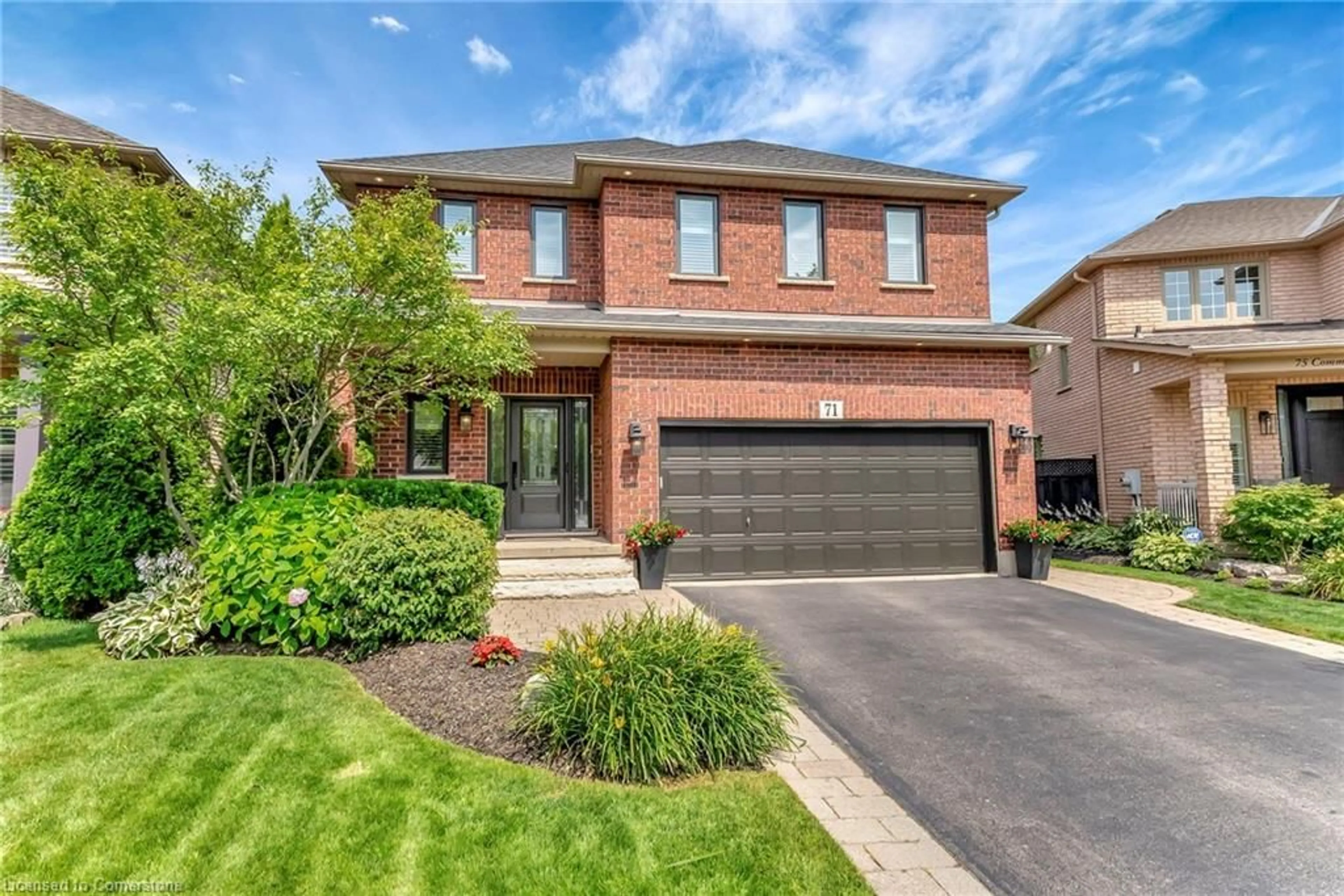 Home with brick exterior material, street for 71 Commando Crt, Waterdown Ontario L8B 0J6